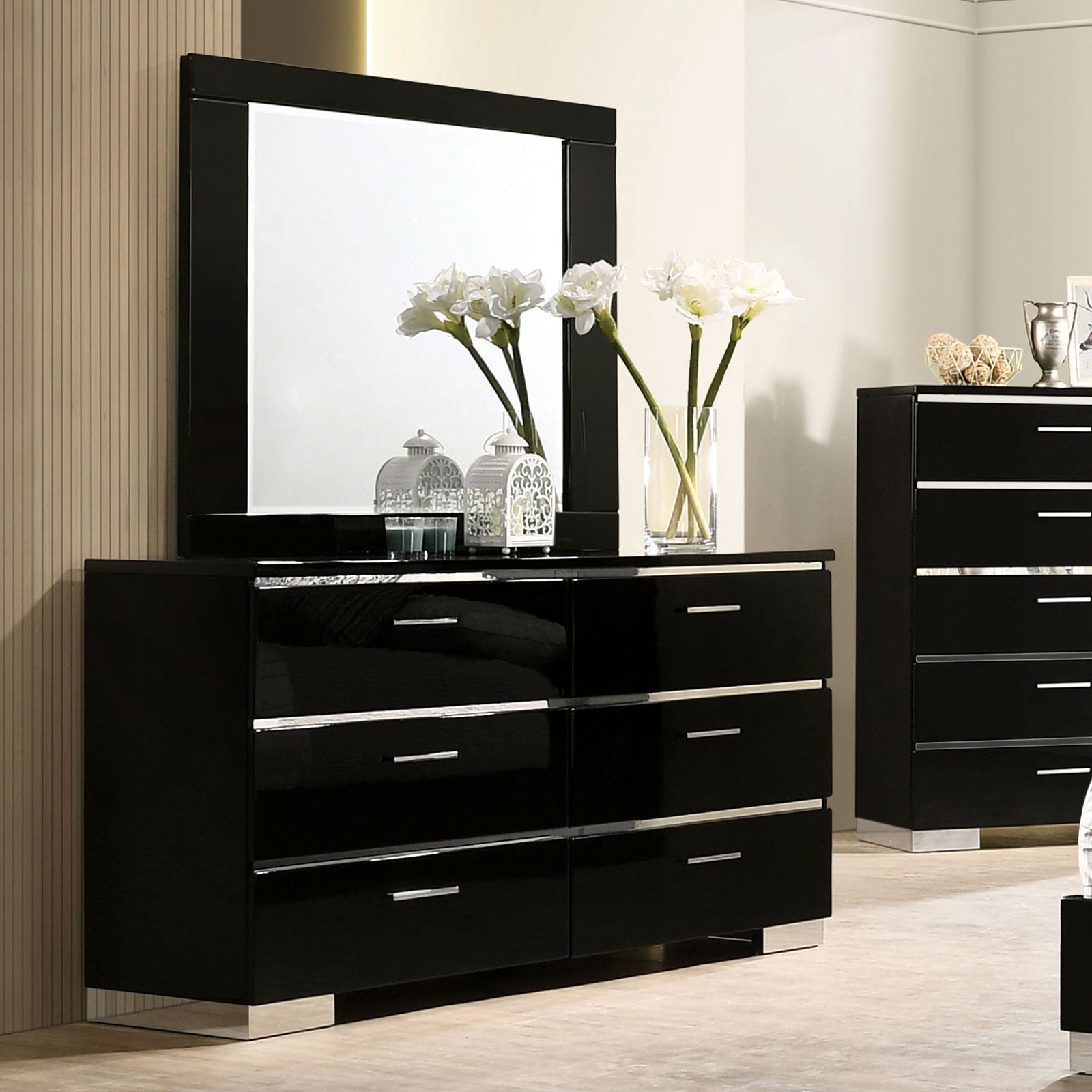 Esofastore 5pcs Bedroom California King Size Bed Set Black High Gloss Lacquer Solid wood Dresser Mirror Nightstand Wood Furniture