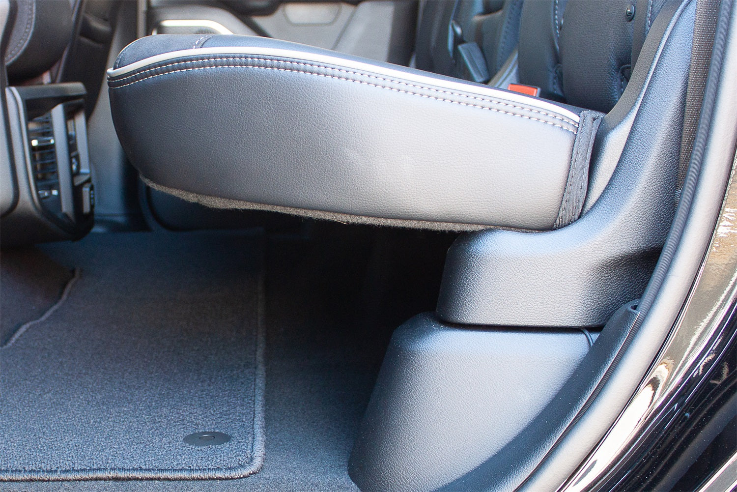 DU-HA 30104 DU-HA Underseat Storage Fits 19-21 1500
