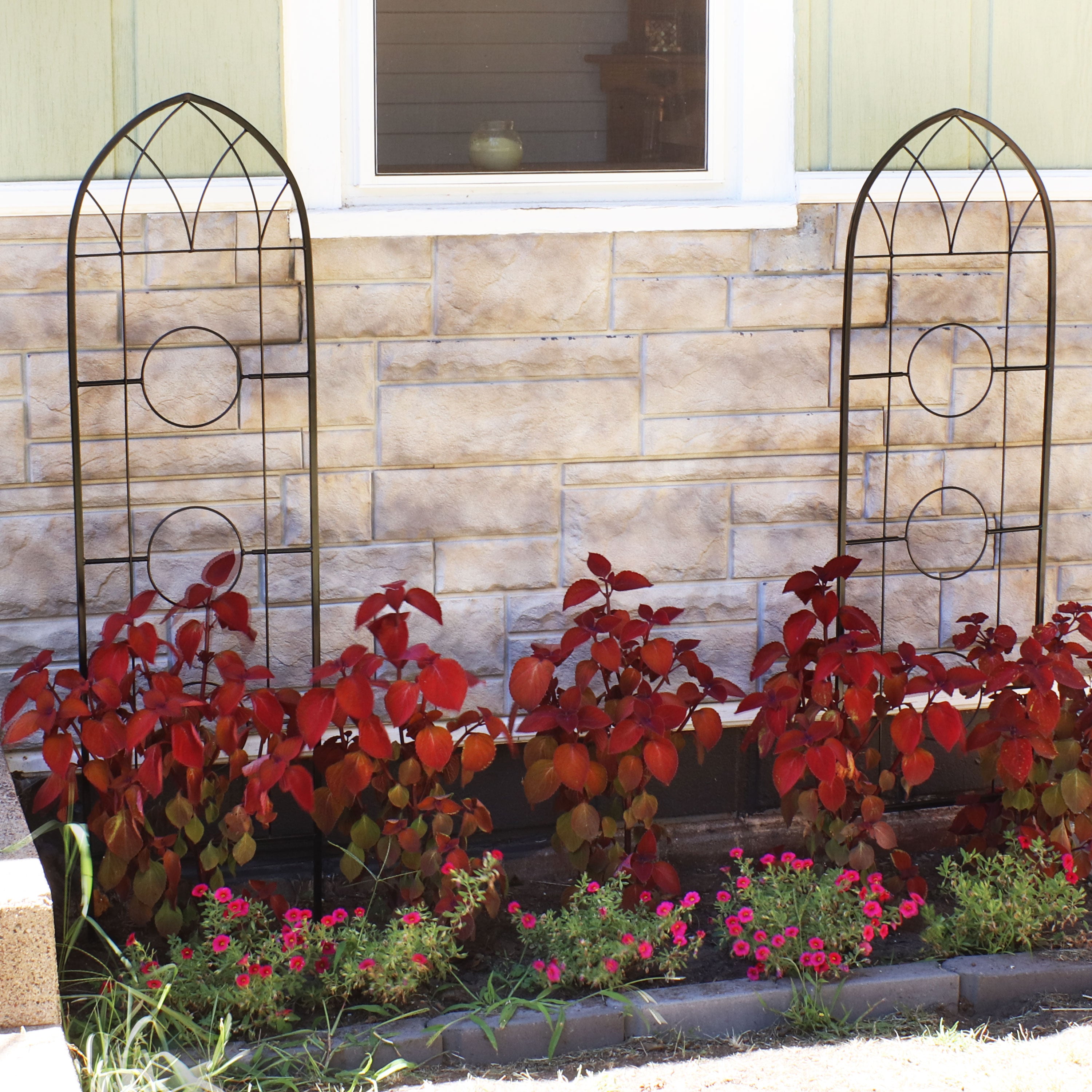 Sunnydaze Decor 2-Piece Arched Climbing Plants Wall Trellis with Flower Pot Supports - 60