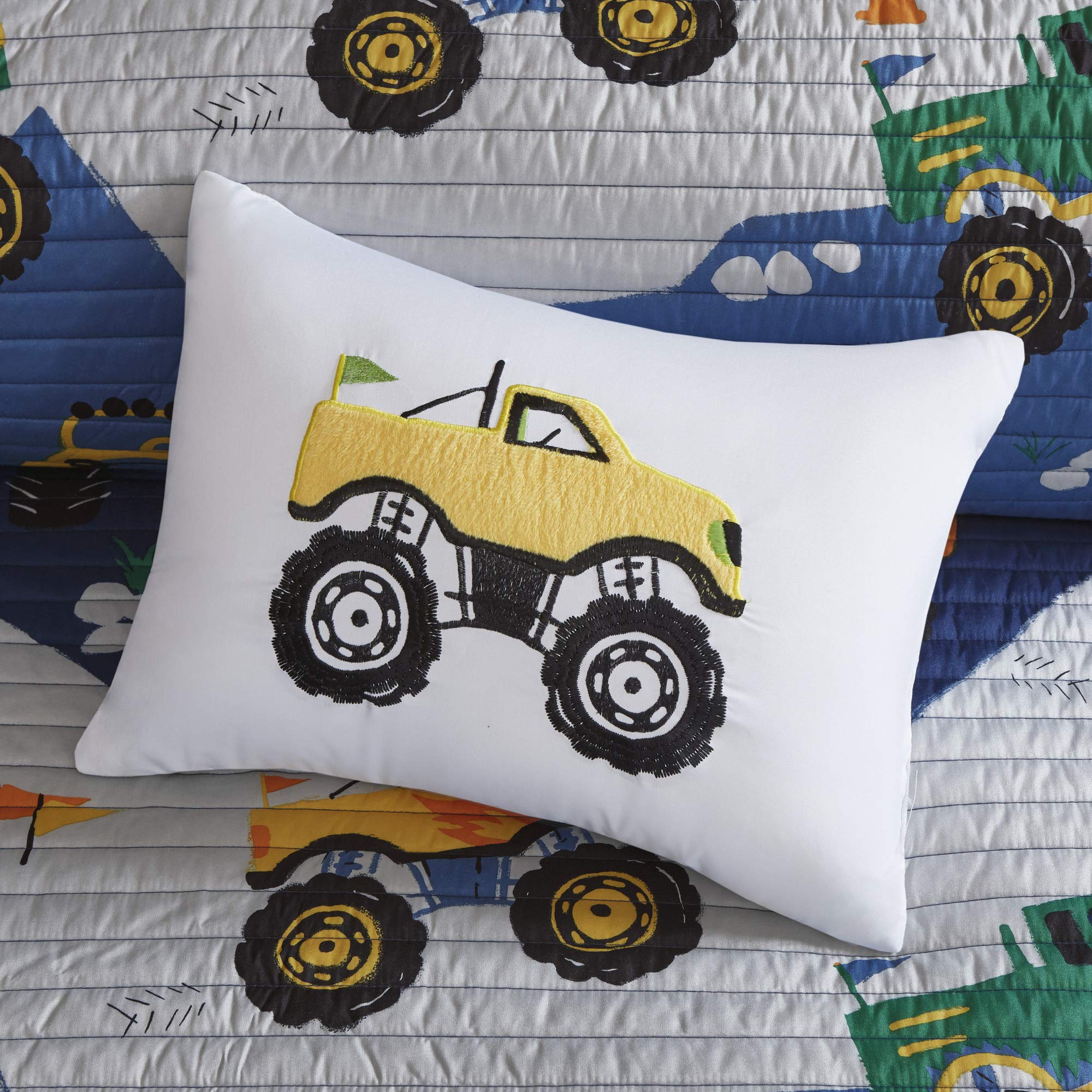 Mizone Kids Mi Zone Kids Nash Reversible Quilt Set, Vibrant Fun Design, Lightweight All Season Children Bedding, Coverlet Bedspread, Boys Be