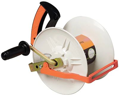 Gallagher G61150 Electric Fence Geared Reel, Medium - Quantity 1