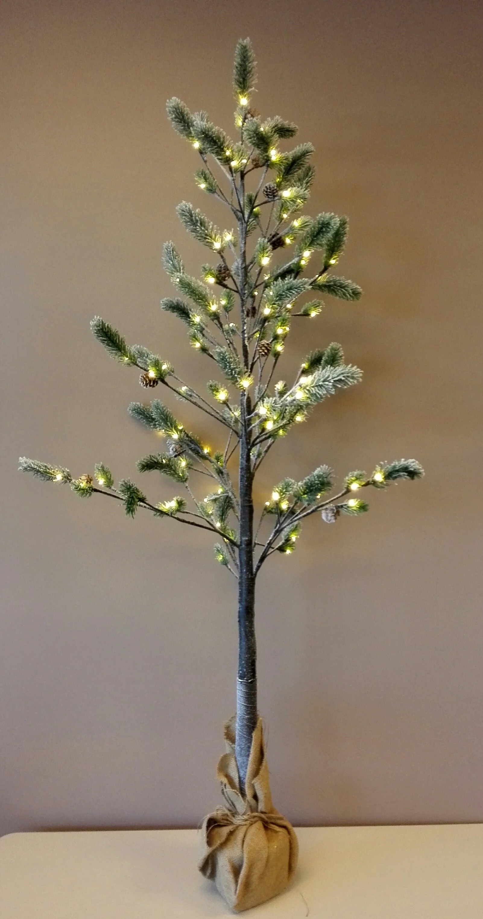 Peterson Artwares Christmas Pine tree