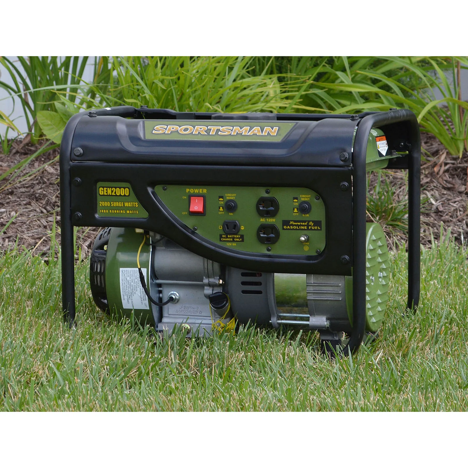 SPORTSMAN GEN2000  1400W Gas Powered Portable Generator