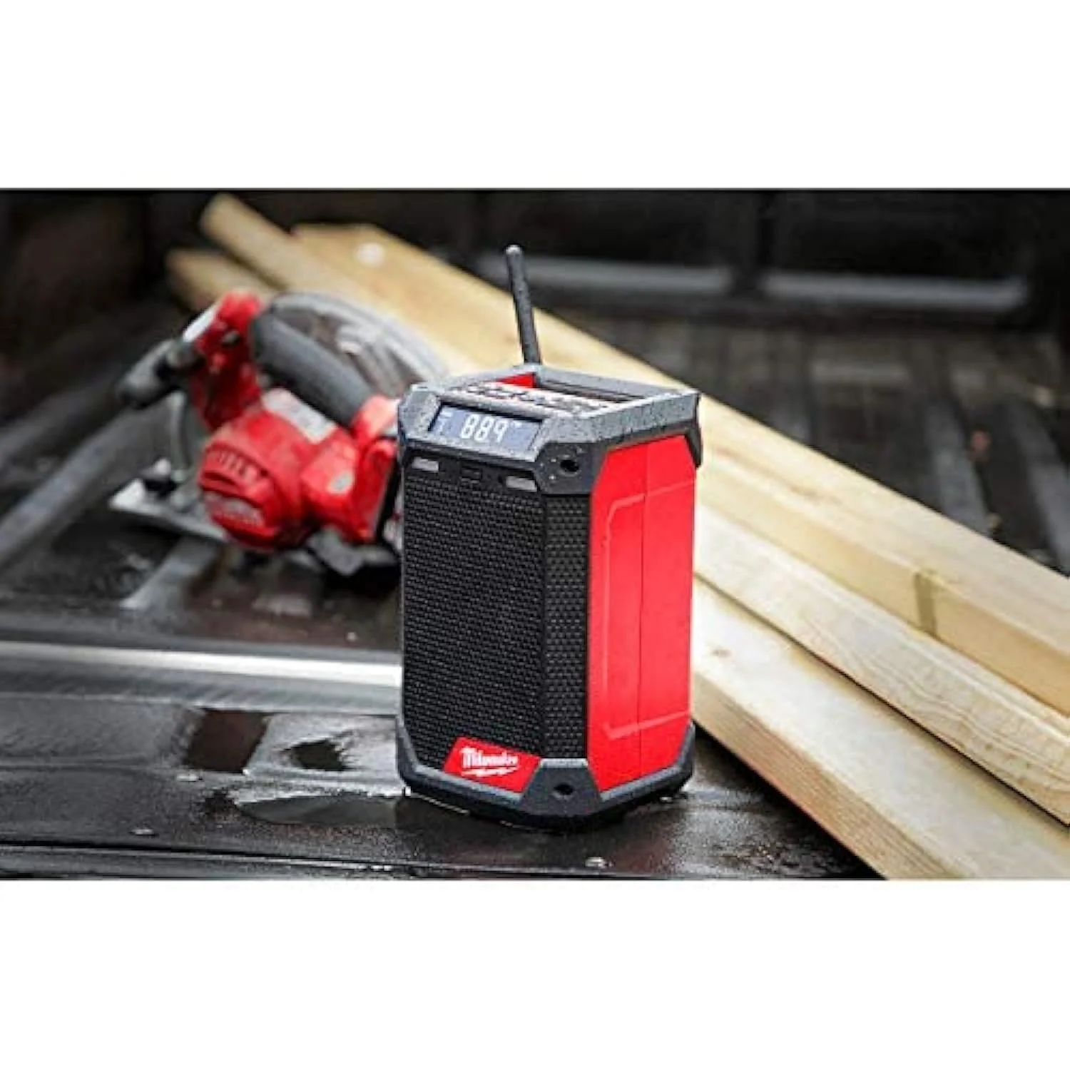 Milwaukee 2951-20 M12 Lithium-Ion Cordless Radio + Charger (Tool Only)