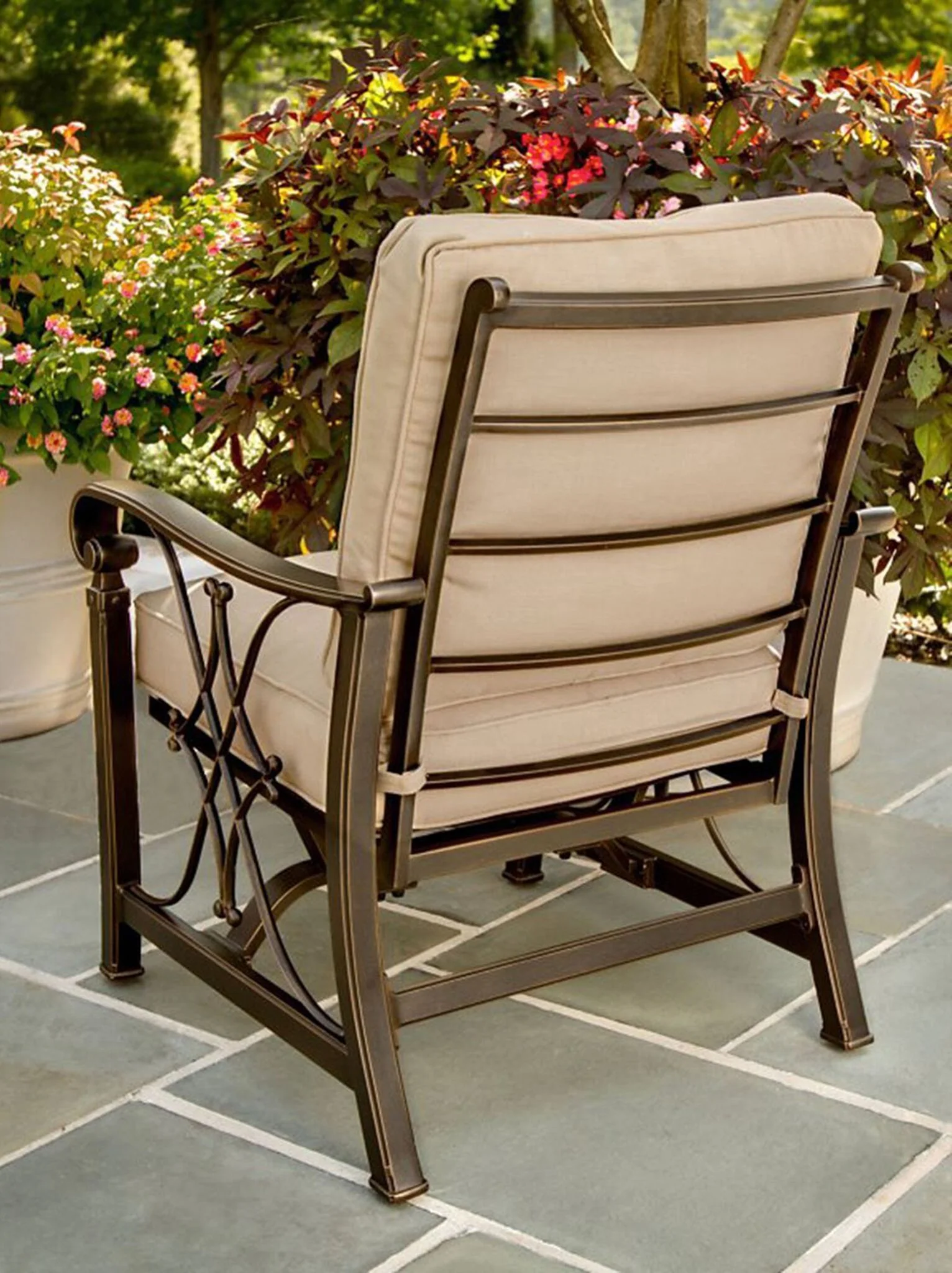 Outdoor Living and Style Set of 4 Beige and Brown Contemporary Outdoor Patio Rocking Chairs 36
