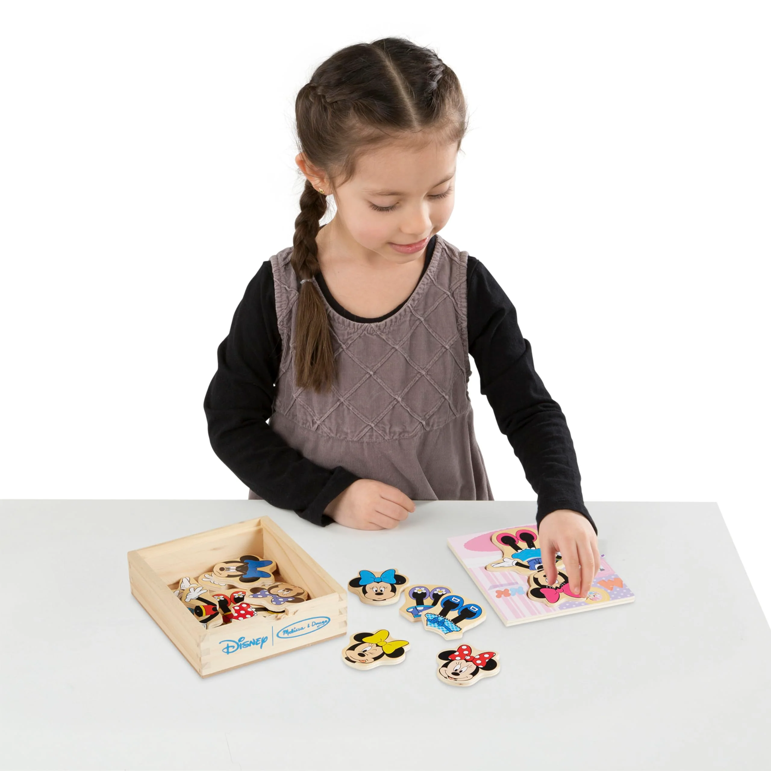 Melissa &a; Doug Disney Minnie Mouse Mix and Match Dress-Up Wooden Play Set (18 pcs) - Minnie Mouse Toys For Disney Fans, Fashion