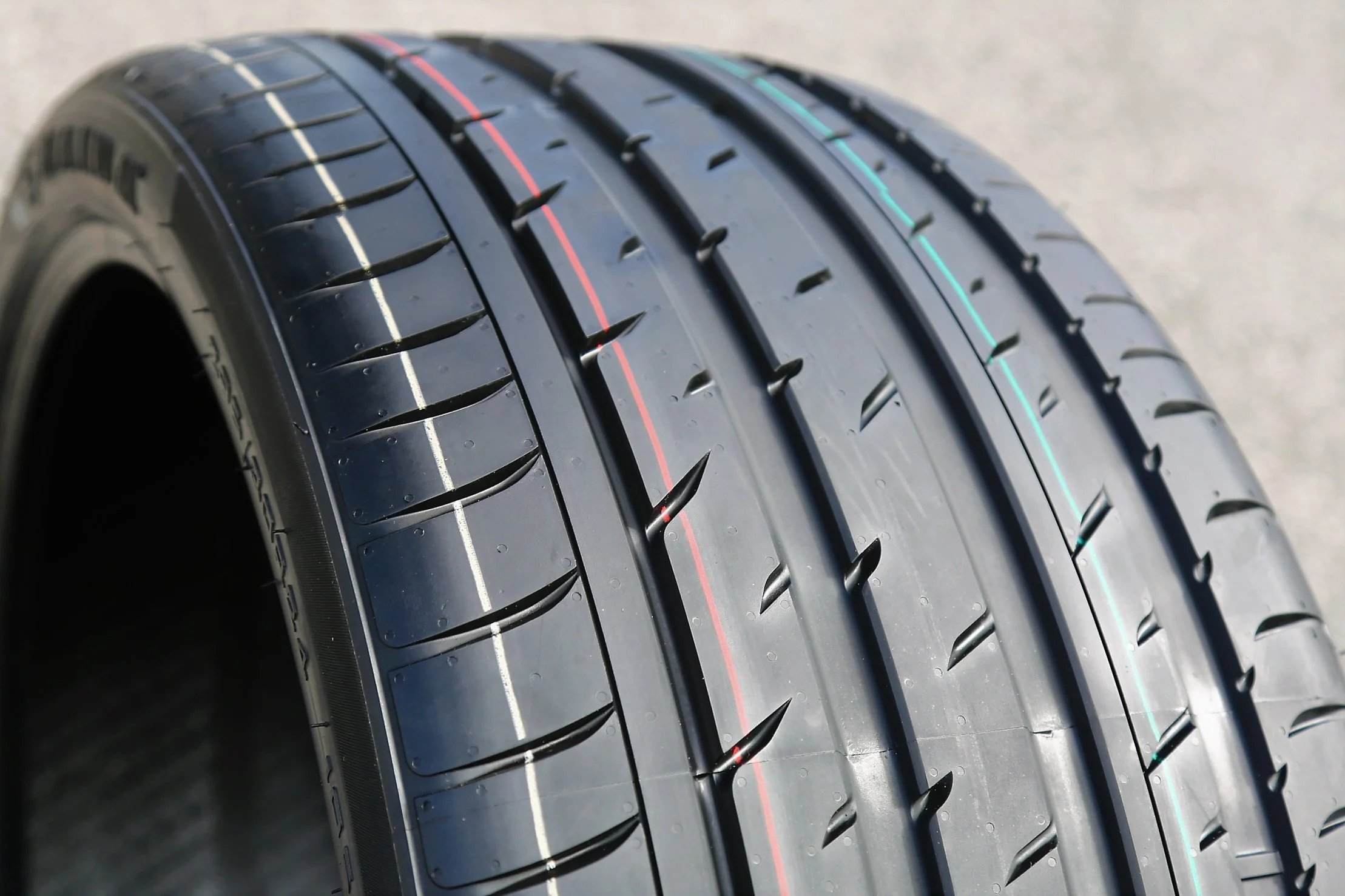 Haida 2 Tires Haida LECP HD927 275/40ZR20 106W XL High Performance