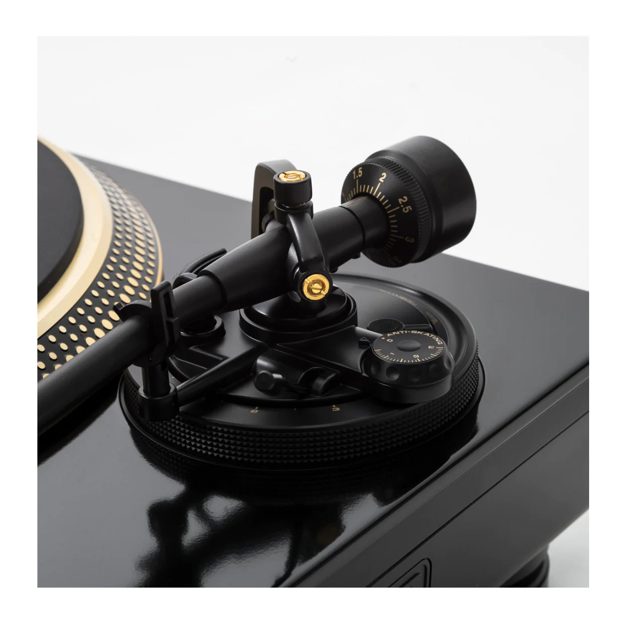 Reloop Turn 5 Direct Drive Hi-Fi Turntable with Knox Gear Record Care System