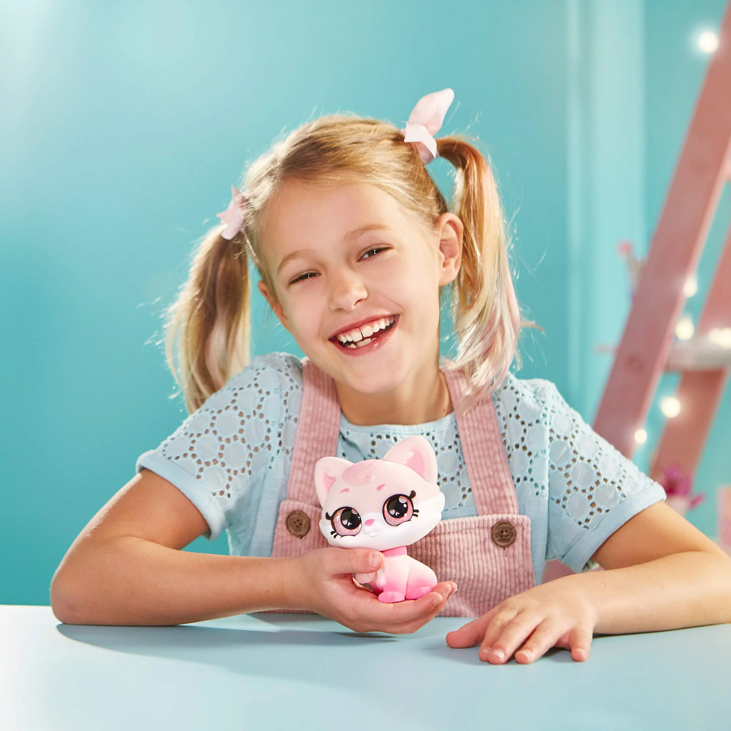 kindi kids show n tell pets - caterina the kitten - 4