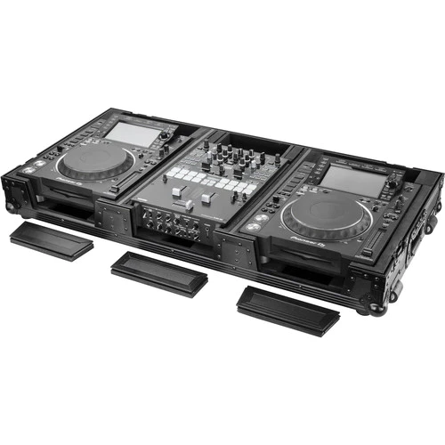Odyssey BLACK LABEL EXTRA DEEP DJ COFFIN WITH WHEELS FOR A 10