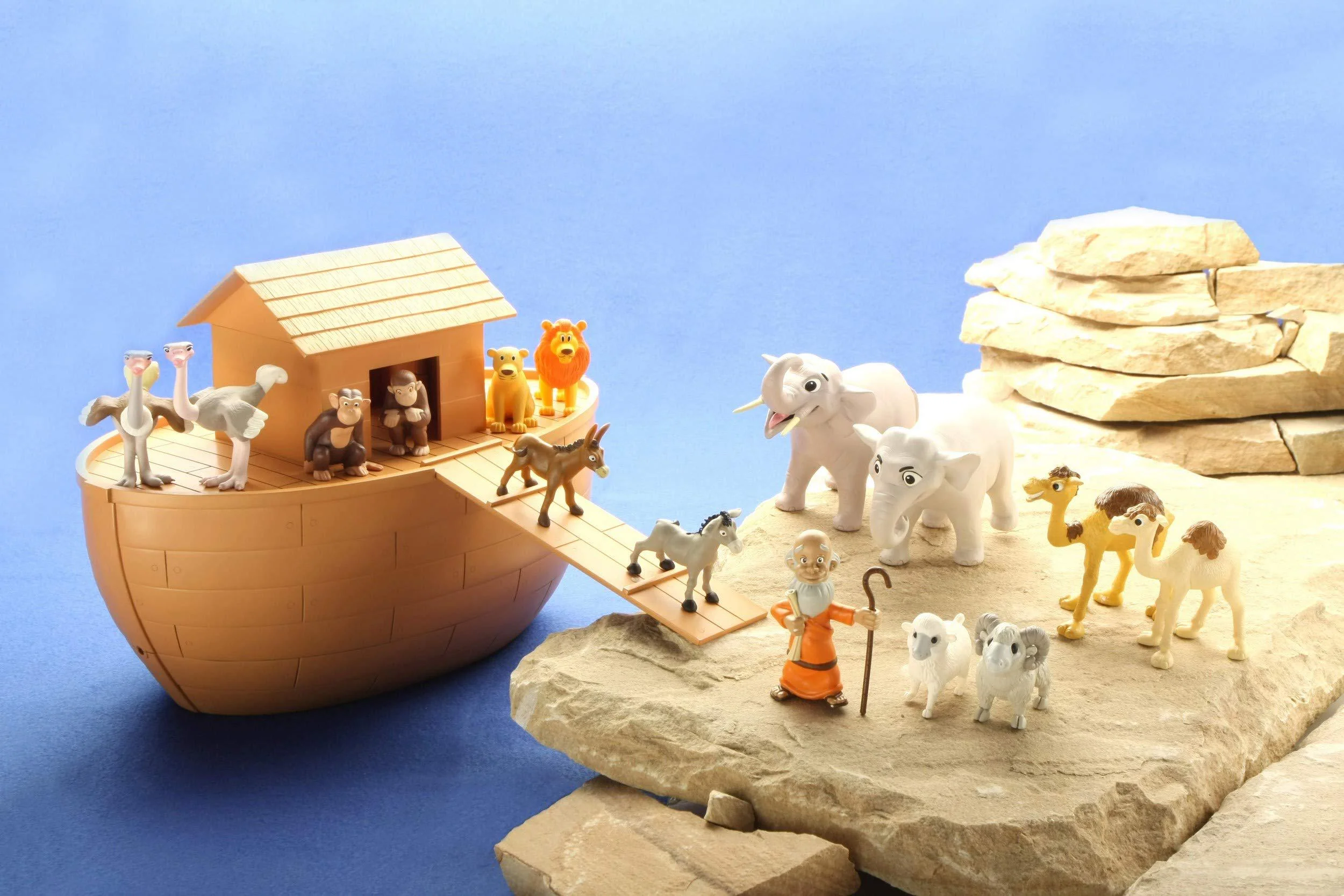 bibletoys noah&s;s ark 17 piece playset with noah, 14 animals and floating ark- christian based faith children toys