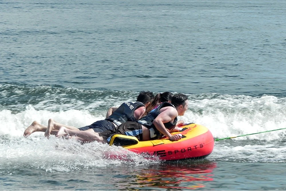 Rave Sports 02641 Diablo III Inflatable Three Rider Towable Water Tube
