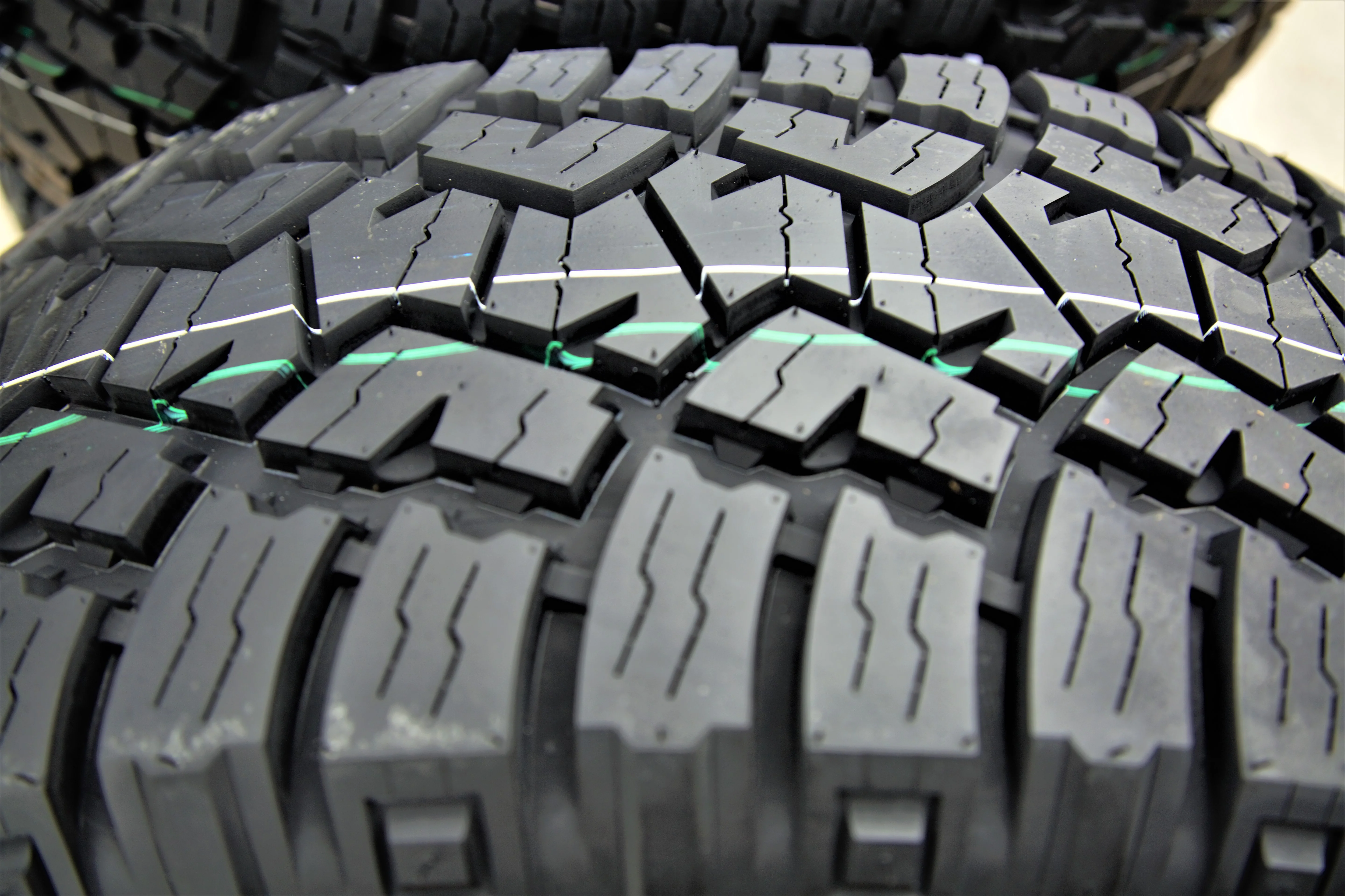 Suretrac 4 Tires Suretrac Radial A/T LT 35X12.50R20 Load E 10 Ply AT All Terrain