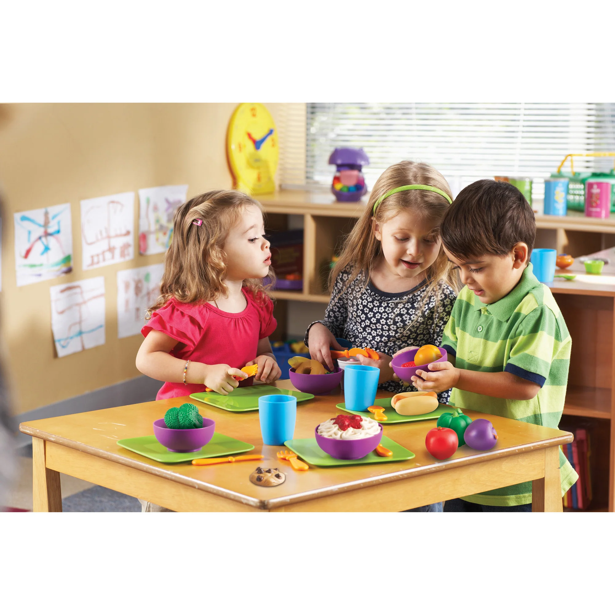 Learning Resources New Sprouts Classroom Play Food Set