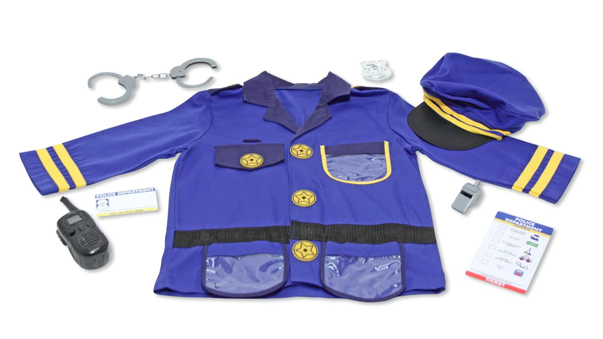 Melissa &a; Doug Police Officer Role Play Set