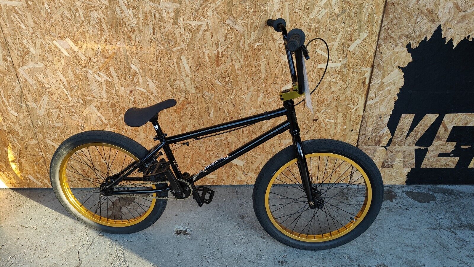 Fit Bike Co 'Series 22' BMX - BLACK / Gold 22" - S&M - Complete BMX Bike