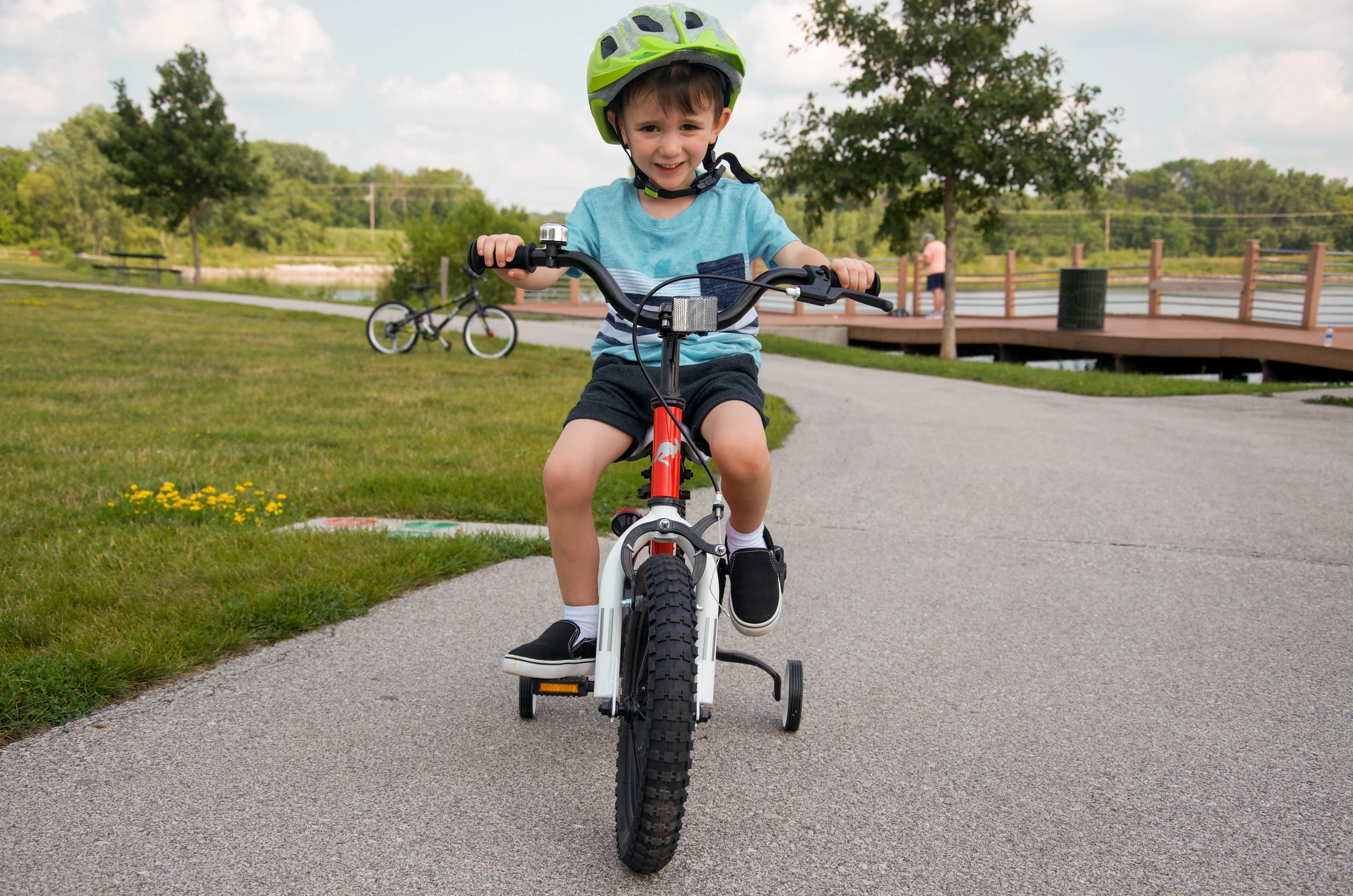 Joey Hopper 20 inch Easy Assembly Kid's Bicycle, Bell Included, Blue
