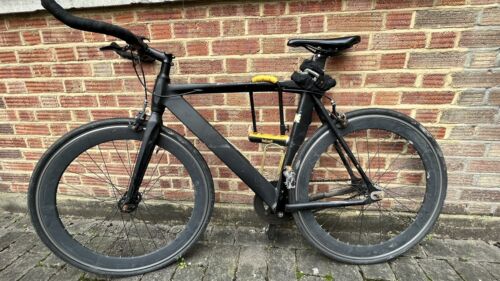 Bicycle 'No Logo' X-Type - BLACK | Alarmed Bike | Lights & Locks