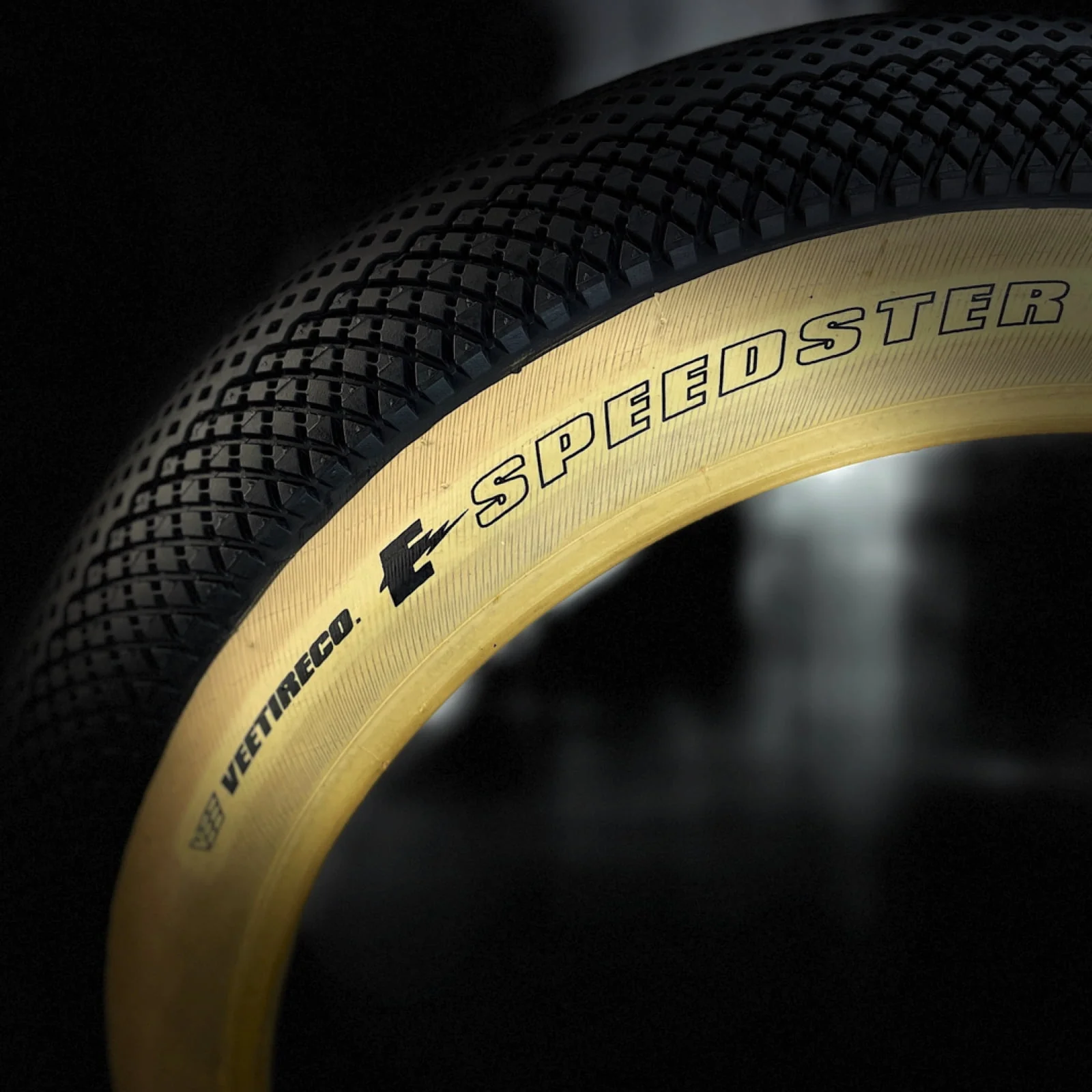 Two 20x4.0 Skin Wall Vee Bike Tires Speedster E-Bike 50 Endurance Cmpd Override
