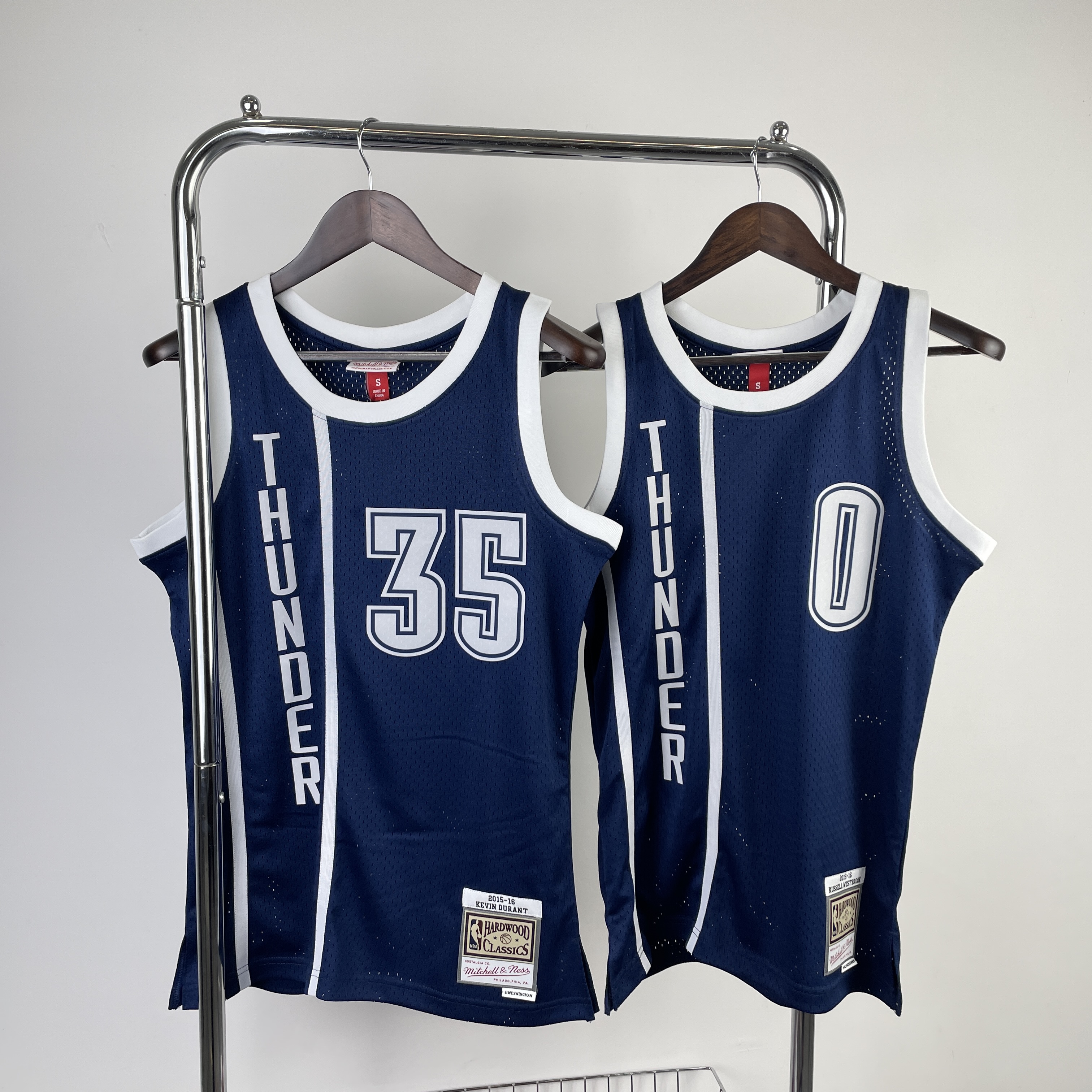 MN Hot Press throwback jersey SW Thunder 2015-16 season navy blue No. 35 Durant