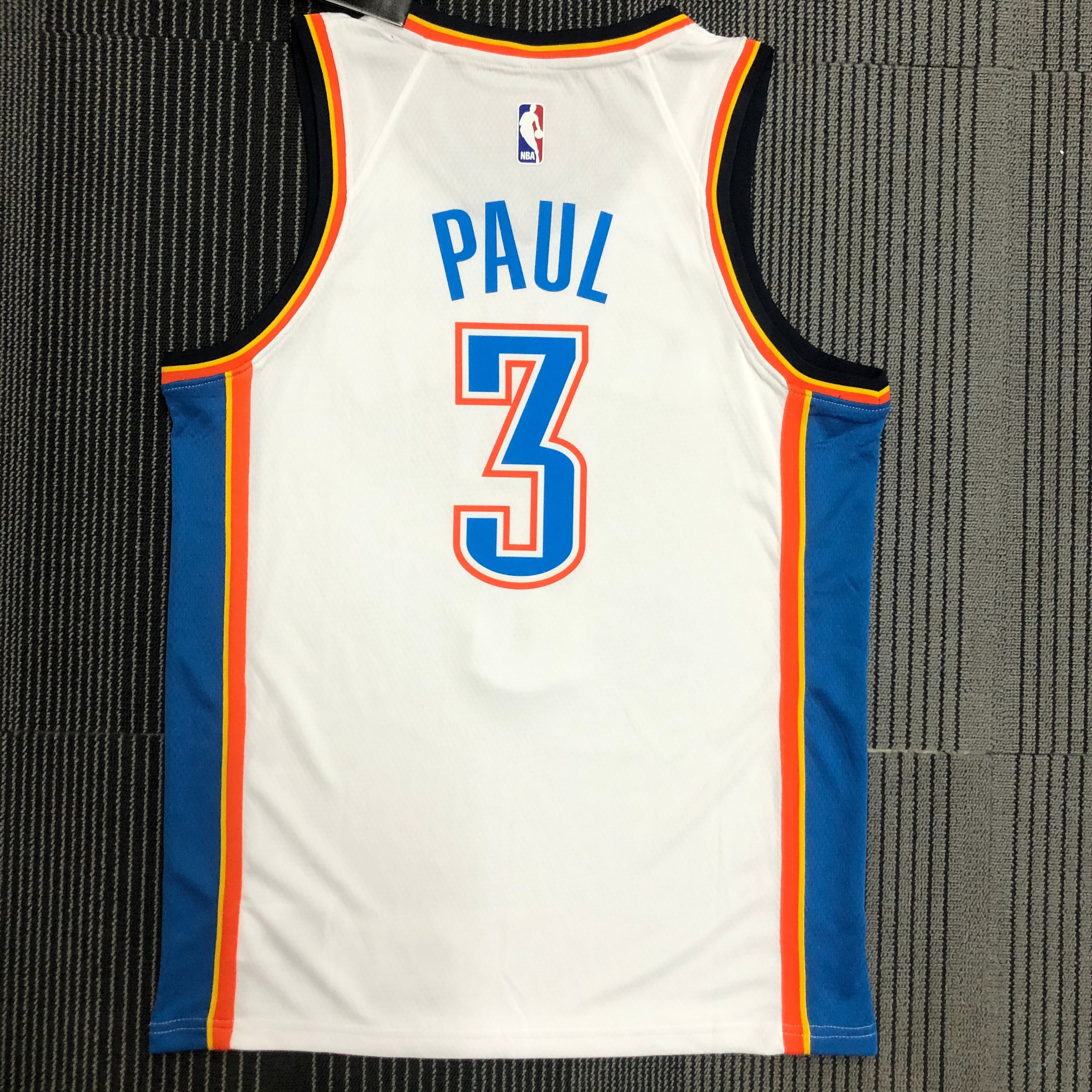 Thunder white  3 Paul