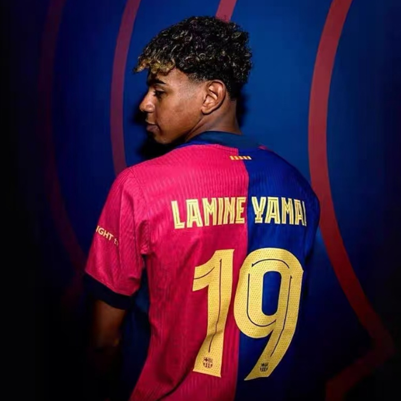 2024-2025 (Barcelona) Home Player edition