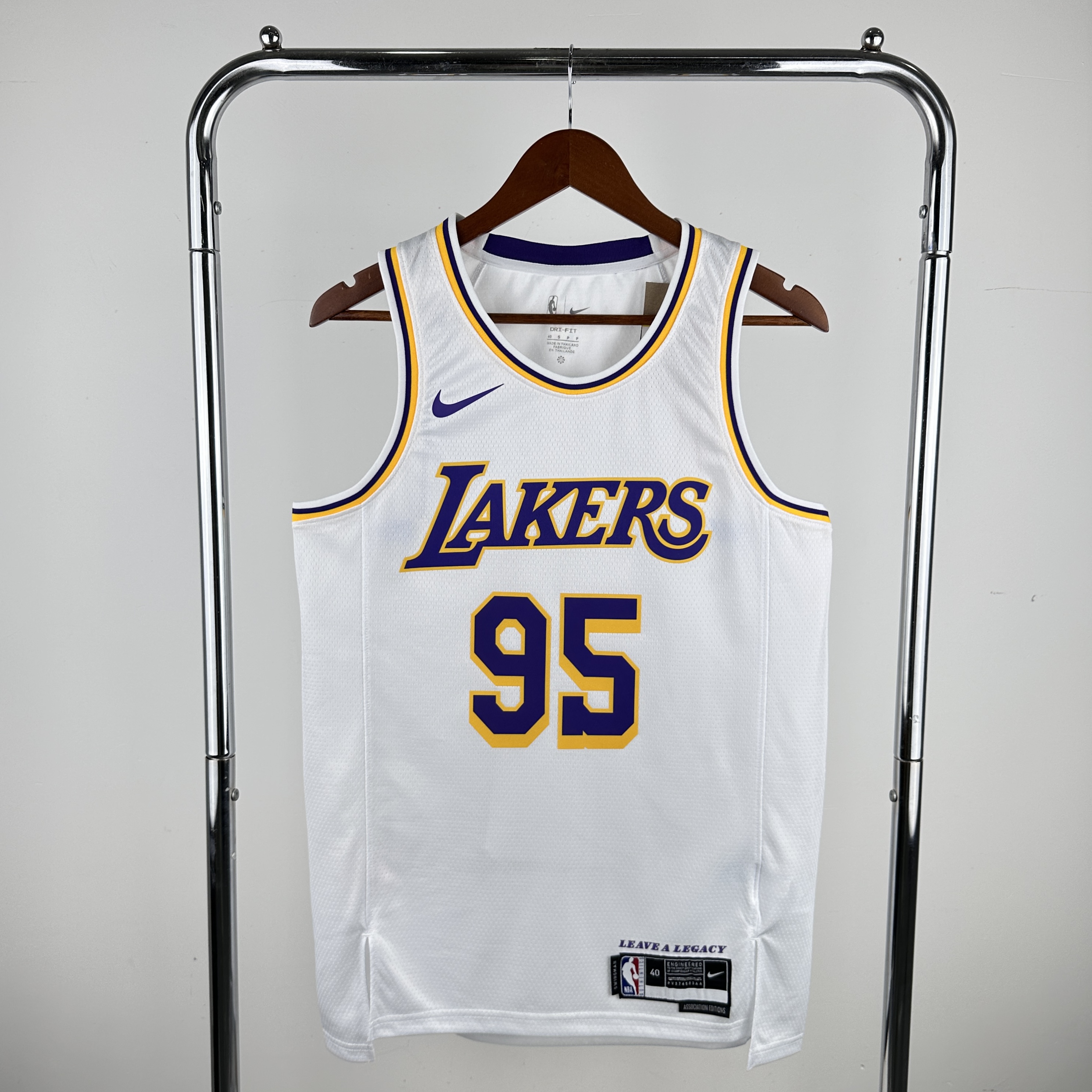 Lakers crew neck white 95 TOSCANO