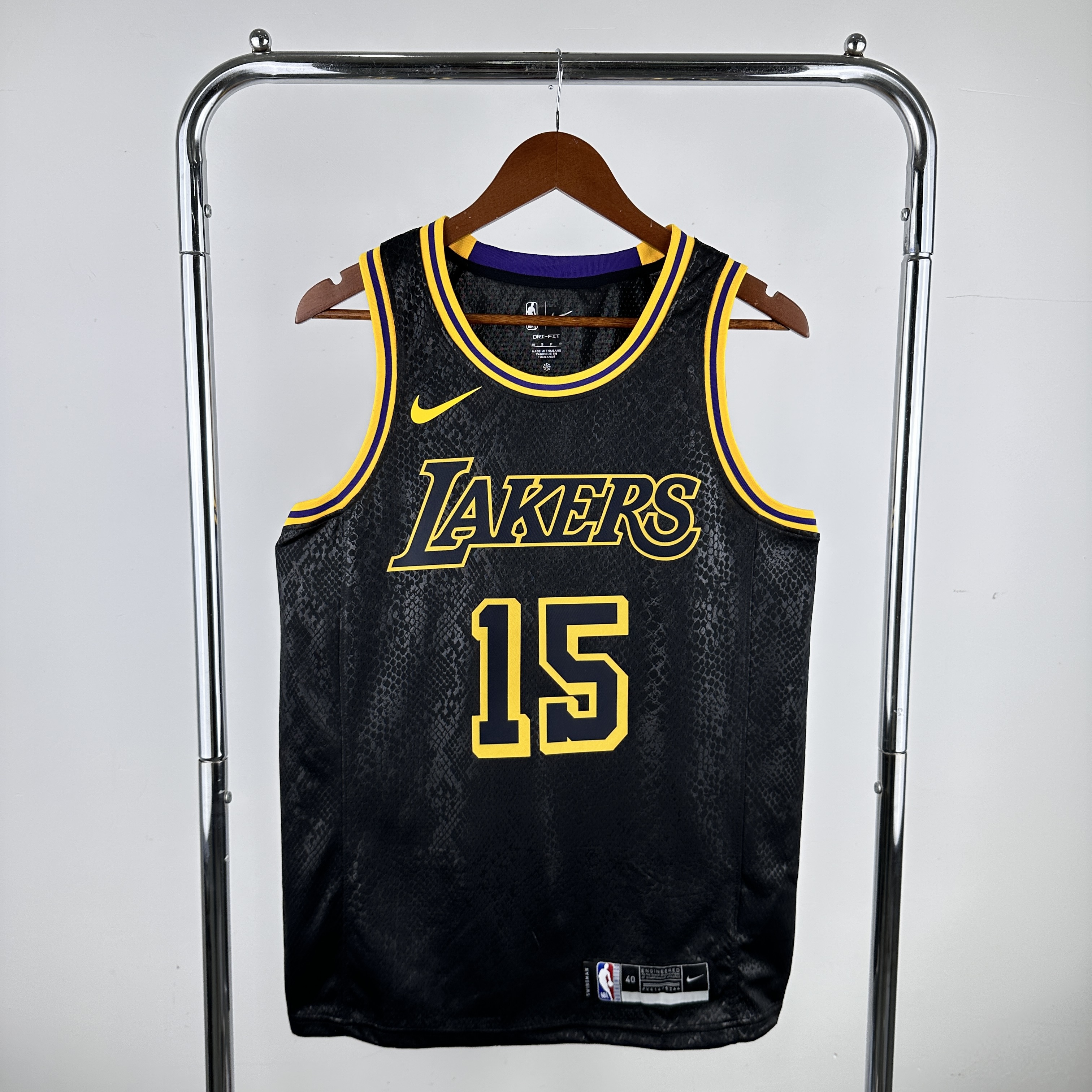 Lakers serpentine 15 REAVES