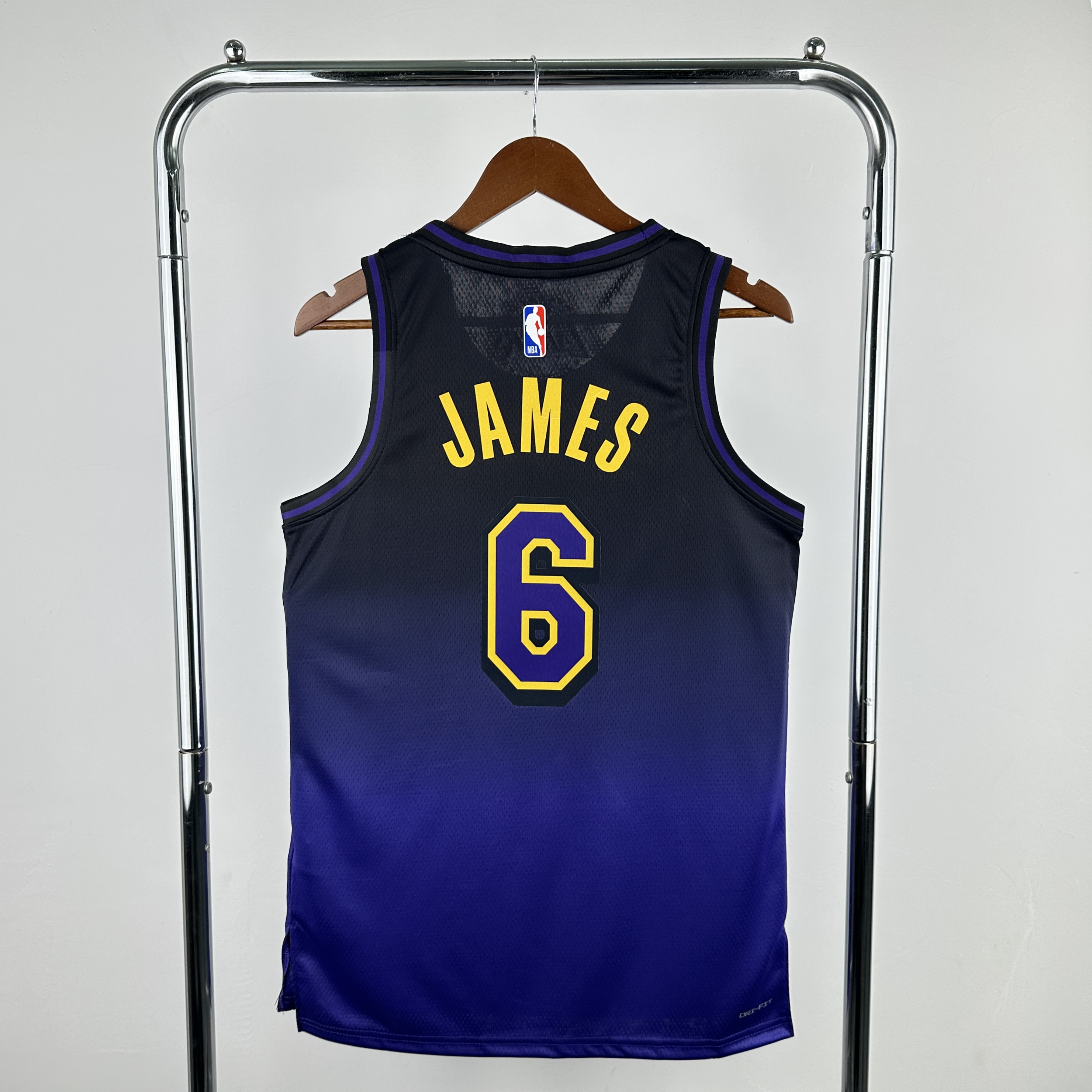 Season 25 Lakers City version # 6 James