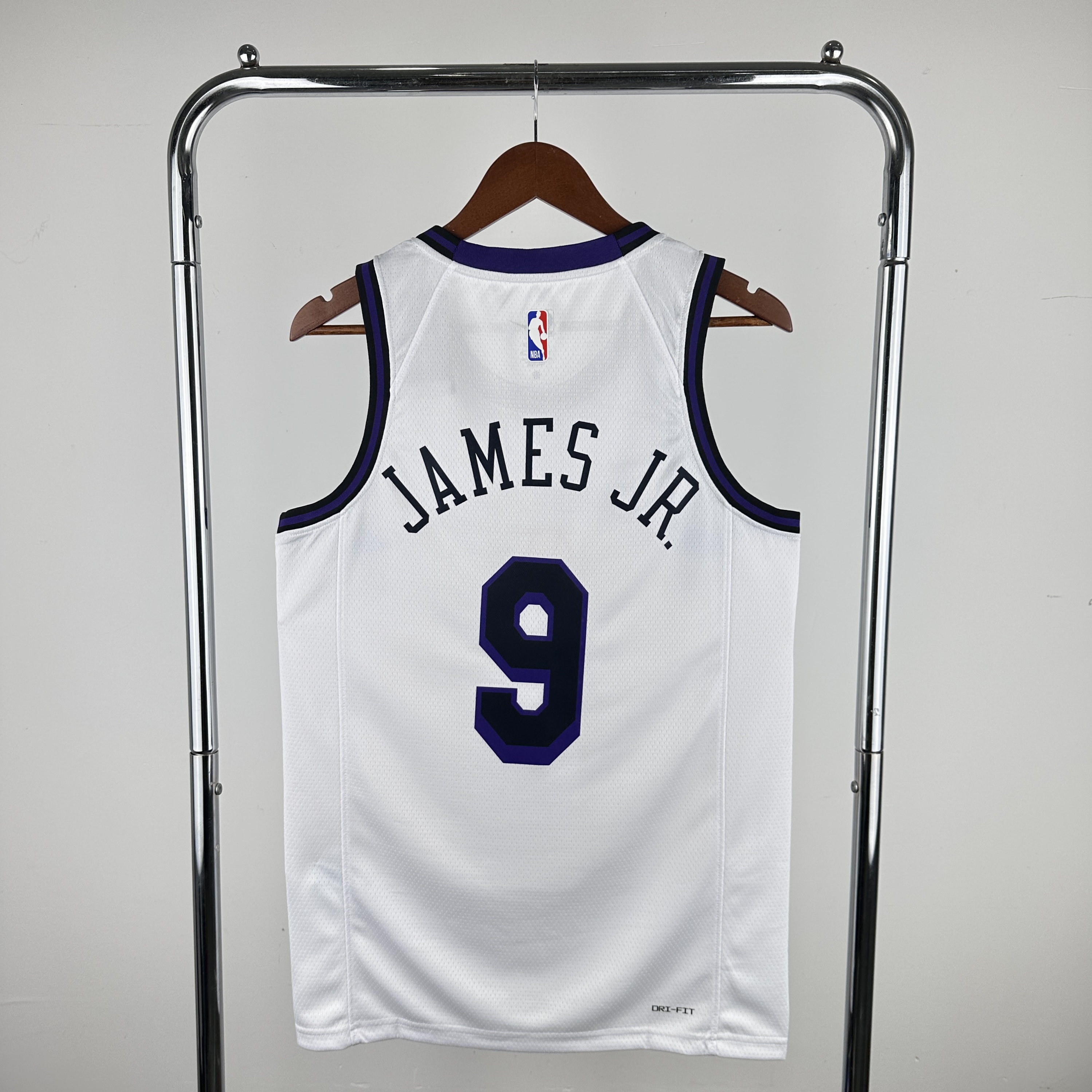 24 season Lakers City Edition white 9 JAMES JR