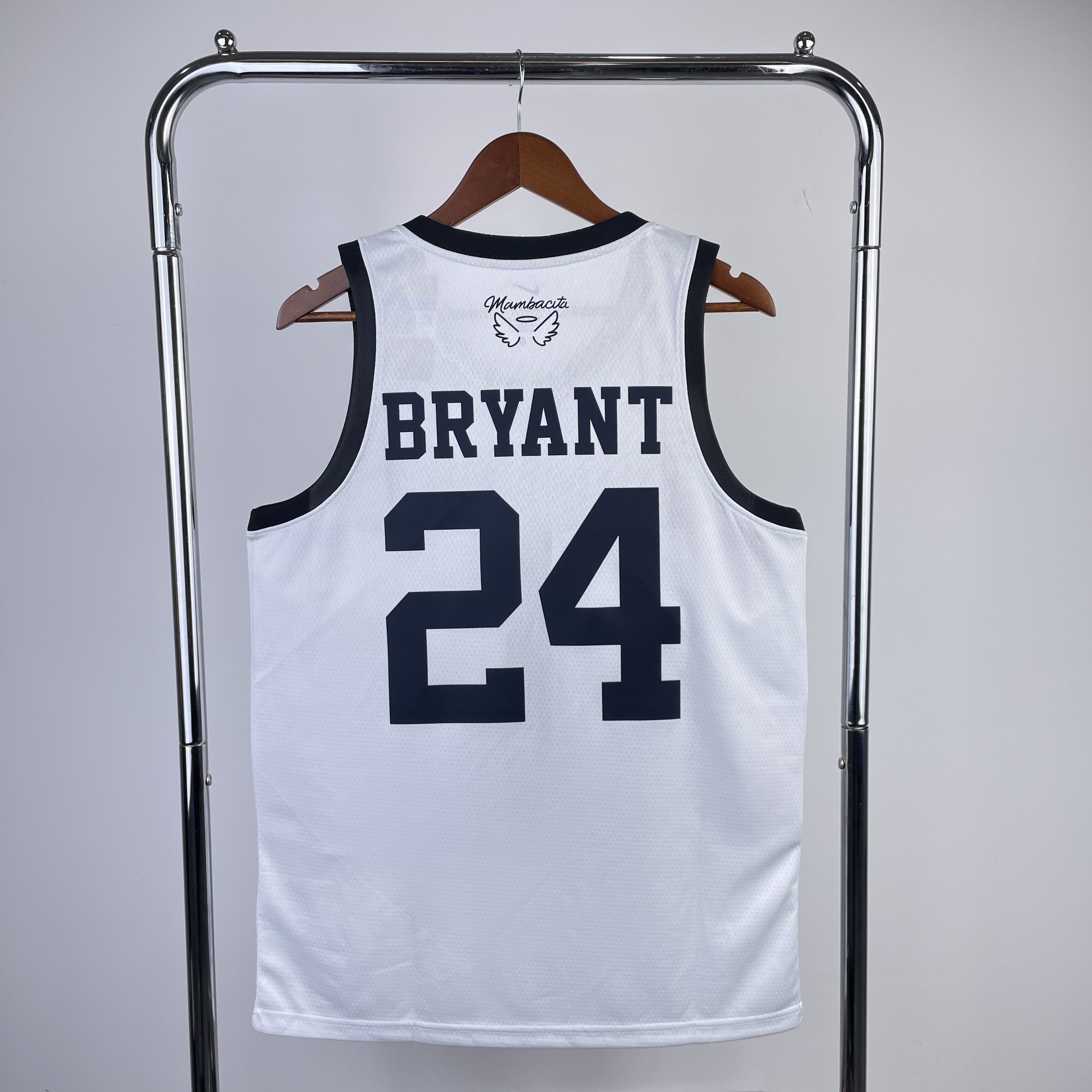 Mamba GiGi commemorative jersey white 24 BRYANT