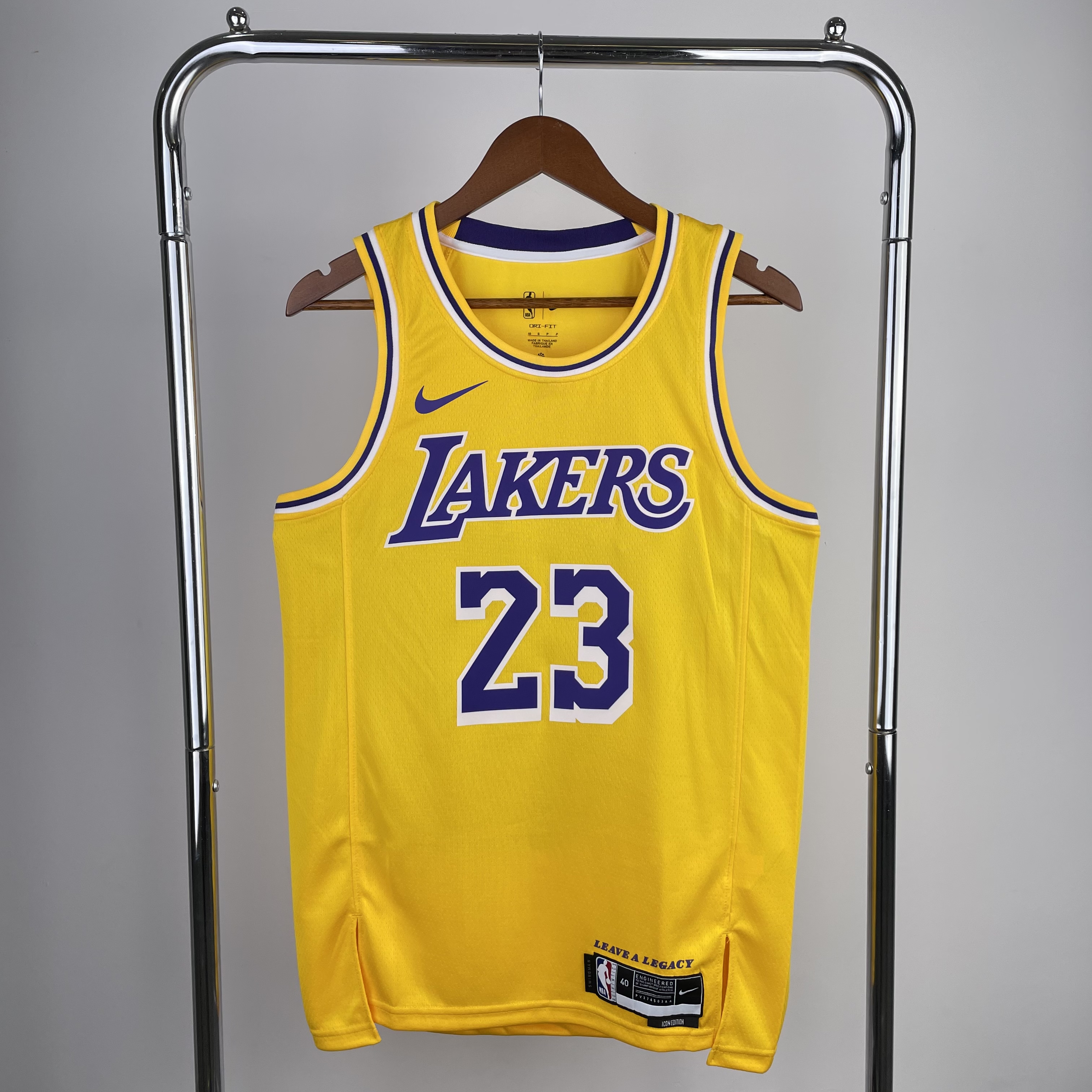 Lakers round neck yellow # 23 James