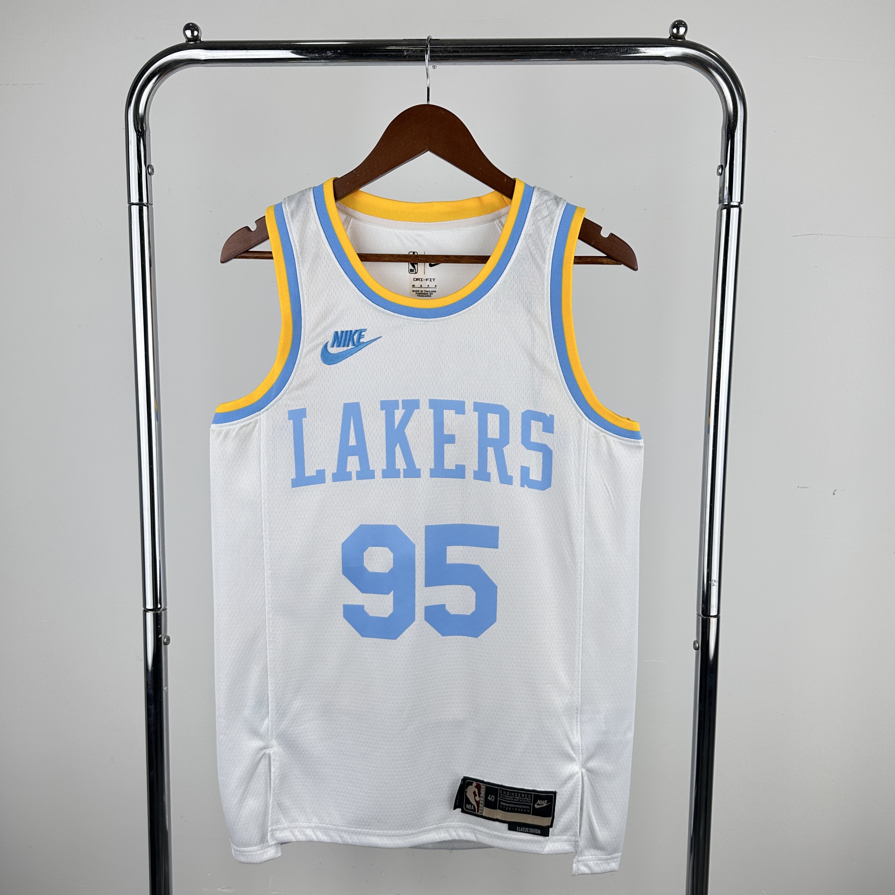 23 Lakers throwback # 95 TAKERS