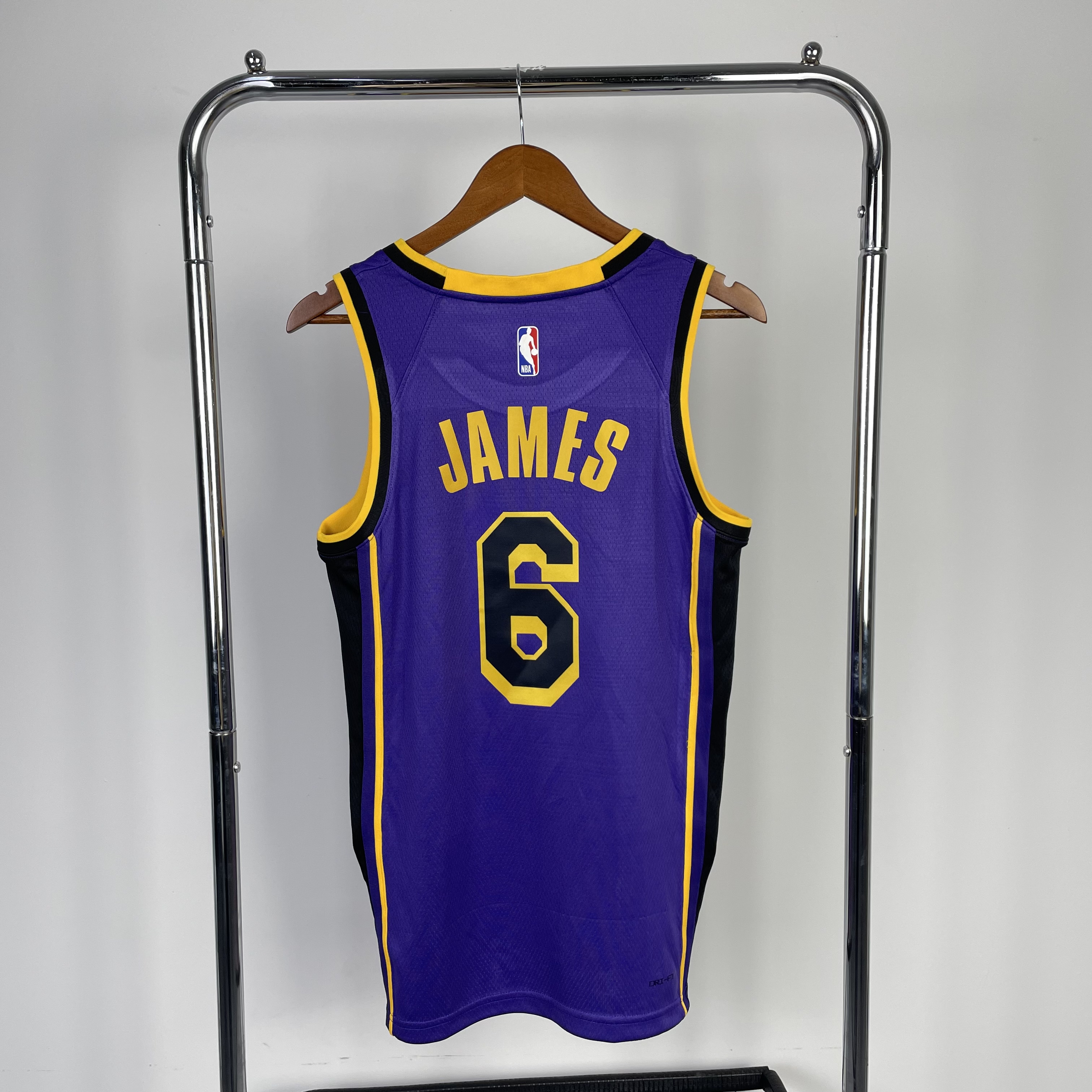 23 season Lakers Flyers limited No. 6 James