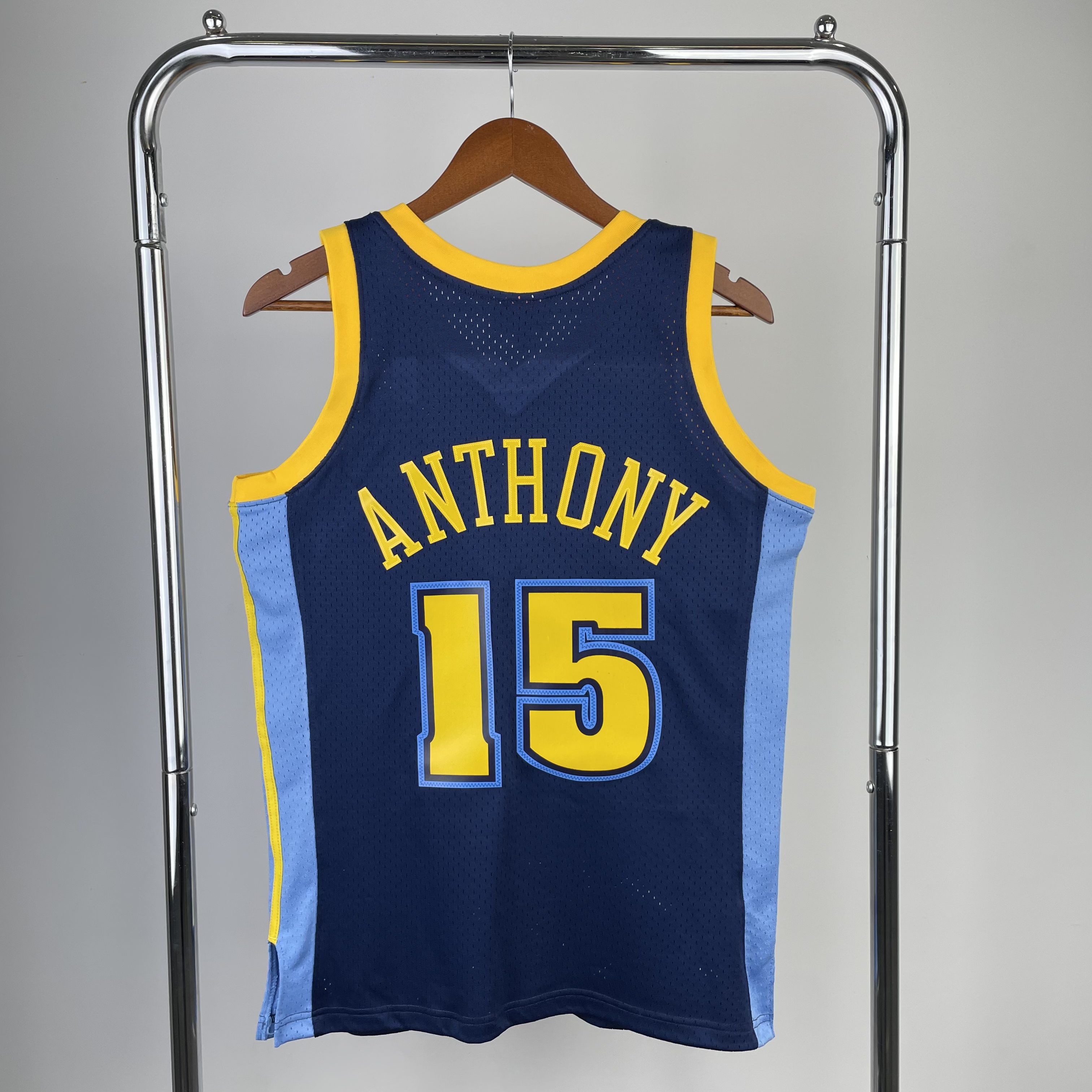MN Hot Press Throwback jersey SW Nuggets 0607 season navy blue No. 15 Anthony