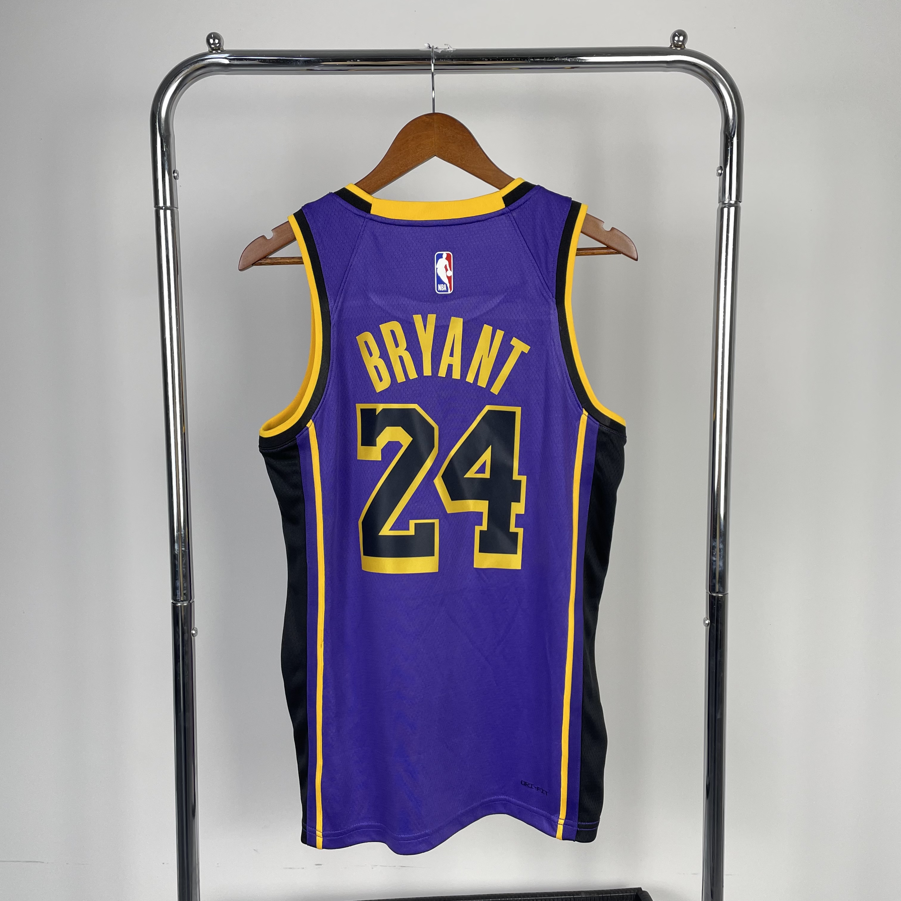 23 season Lakers Flyers limited number 24 Bryant