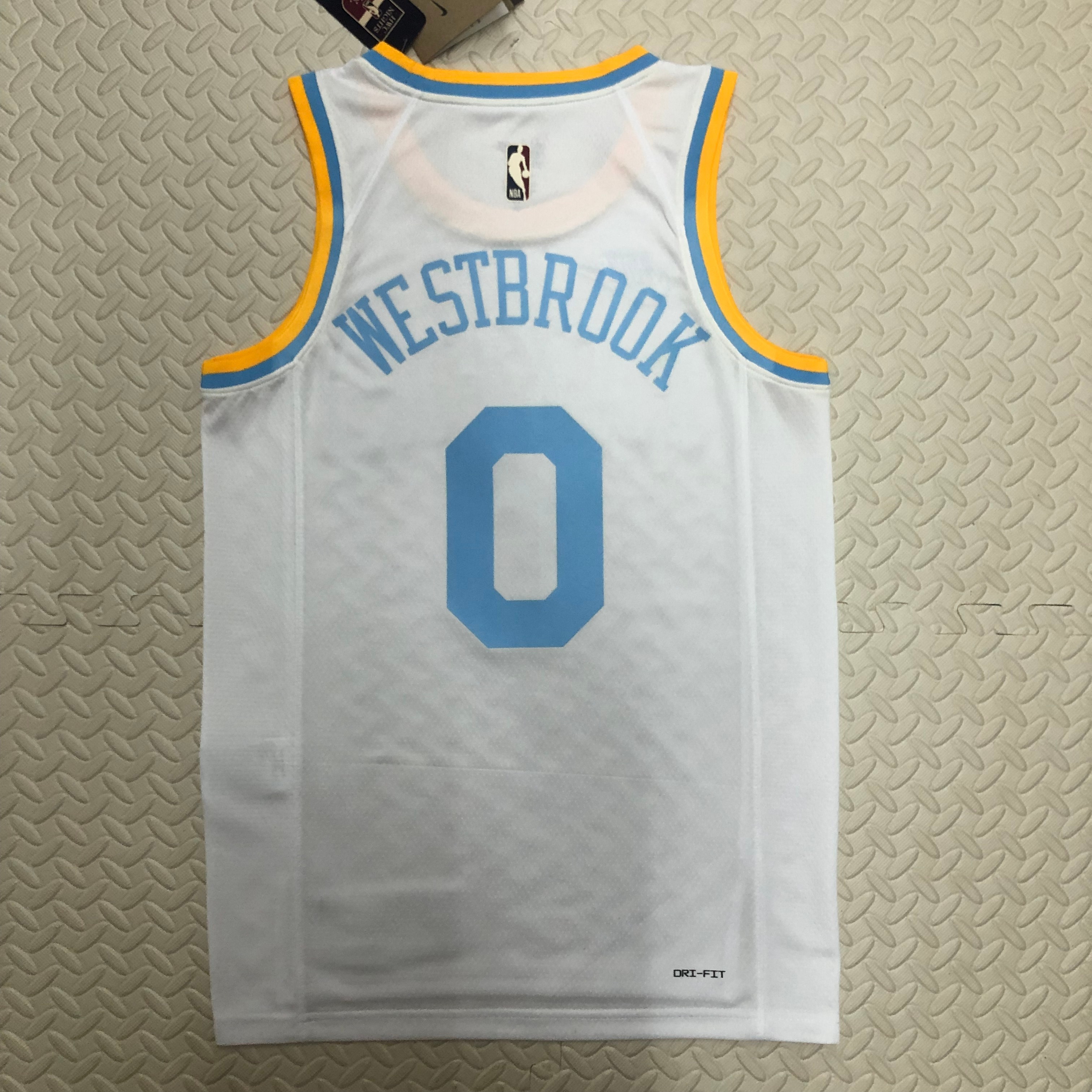 '23 Lakers retro No. 0 Westbrook