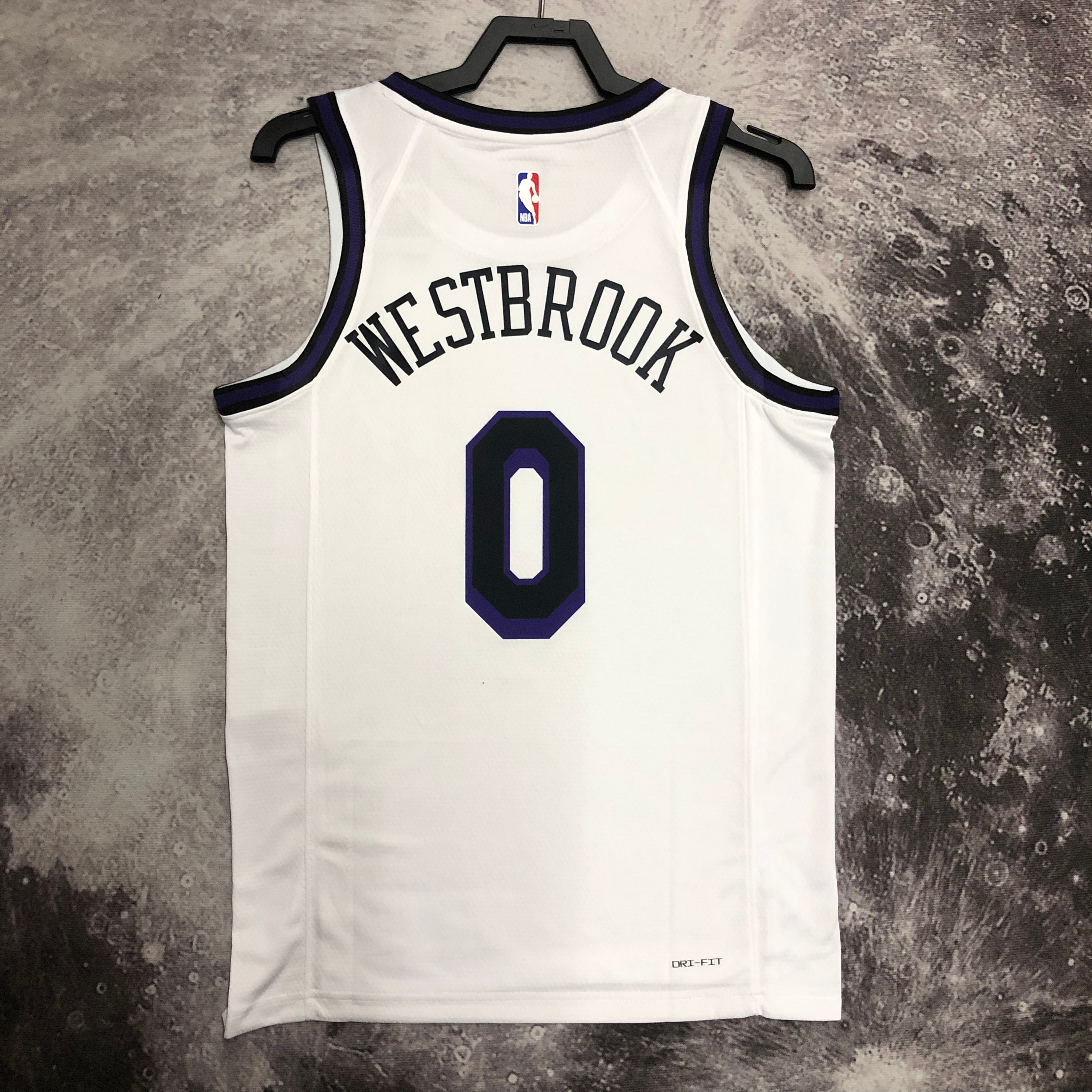 '23 Lakers City version of 0 Westbrook