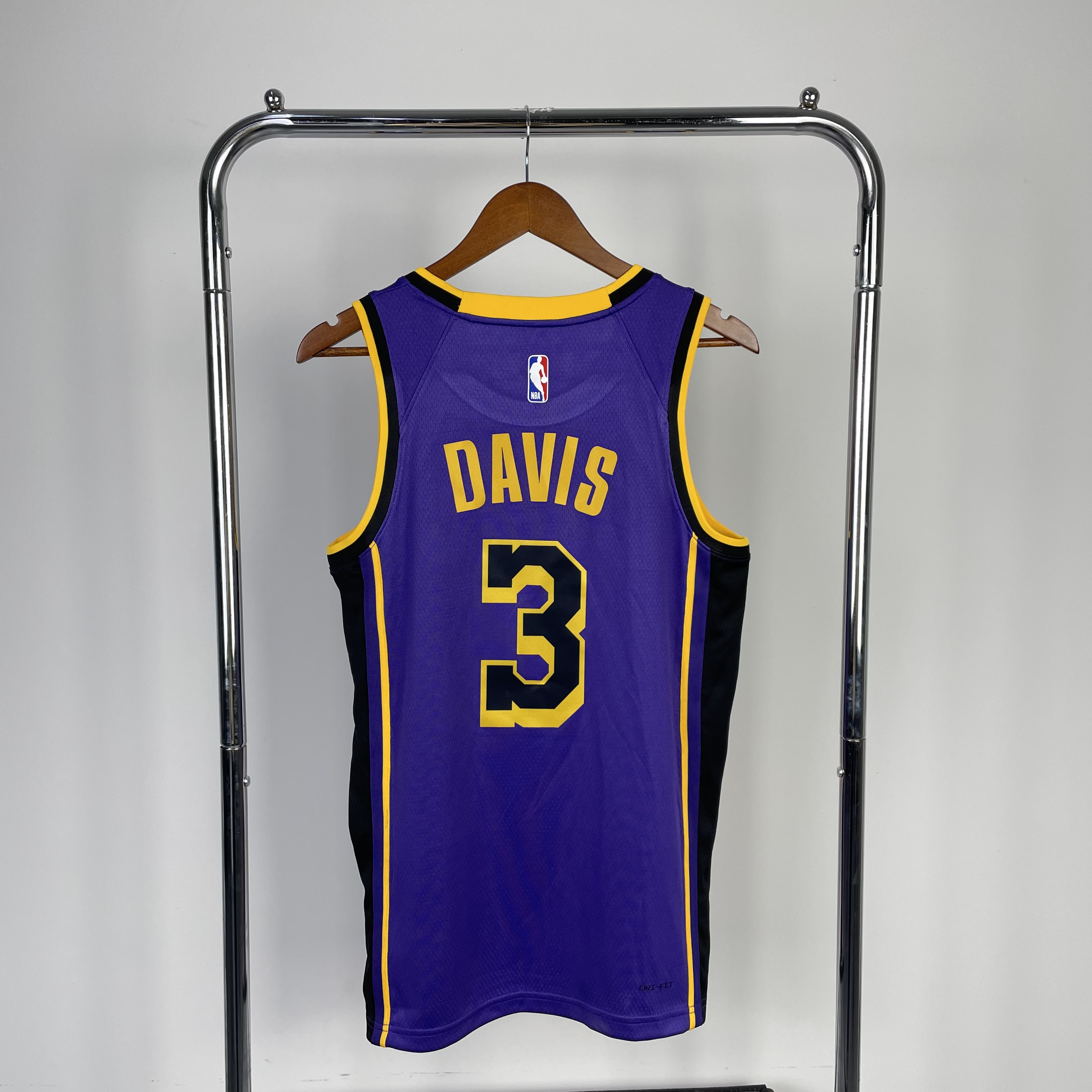 23 season Lakers Flyers limited number 3 Davis