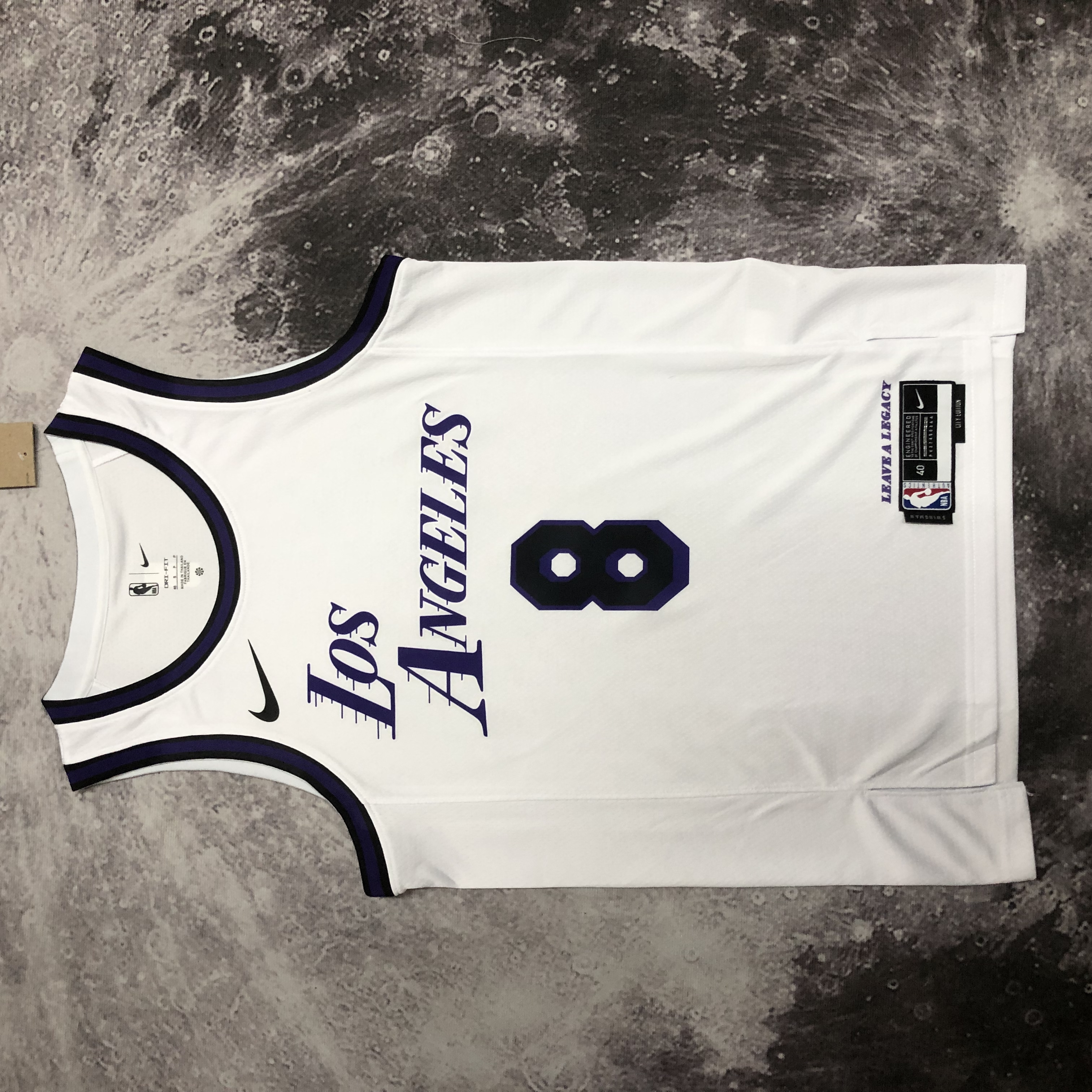 23 season Lakers City version No. 8 Bryant