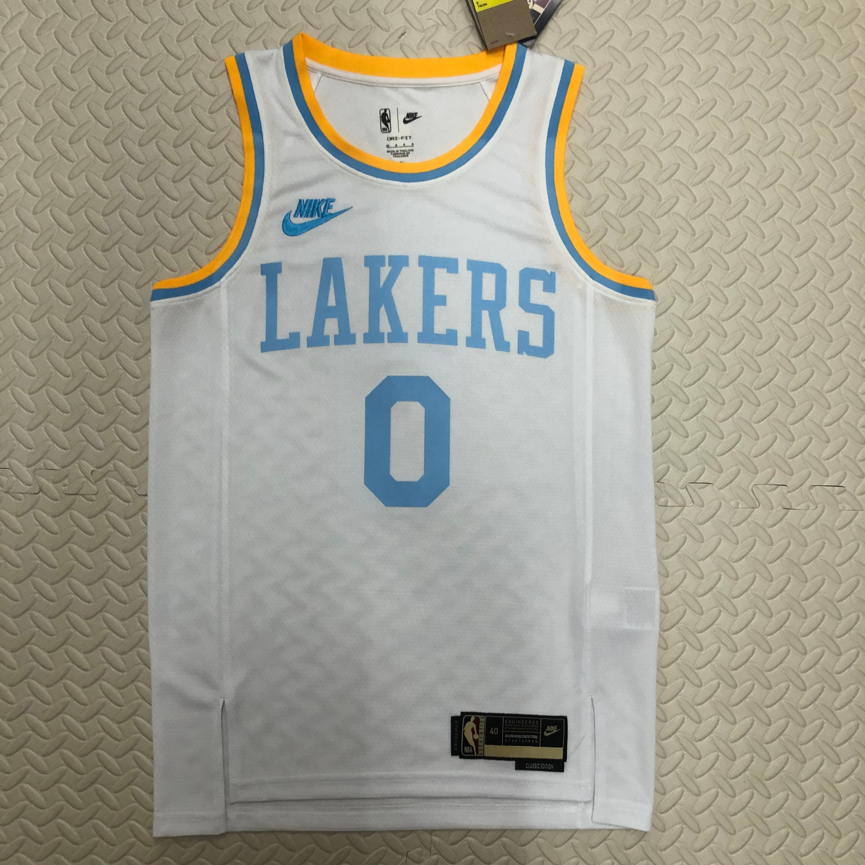 '23 Lakers retro No. 0 Westbrook