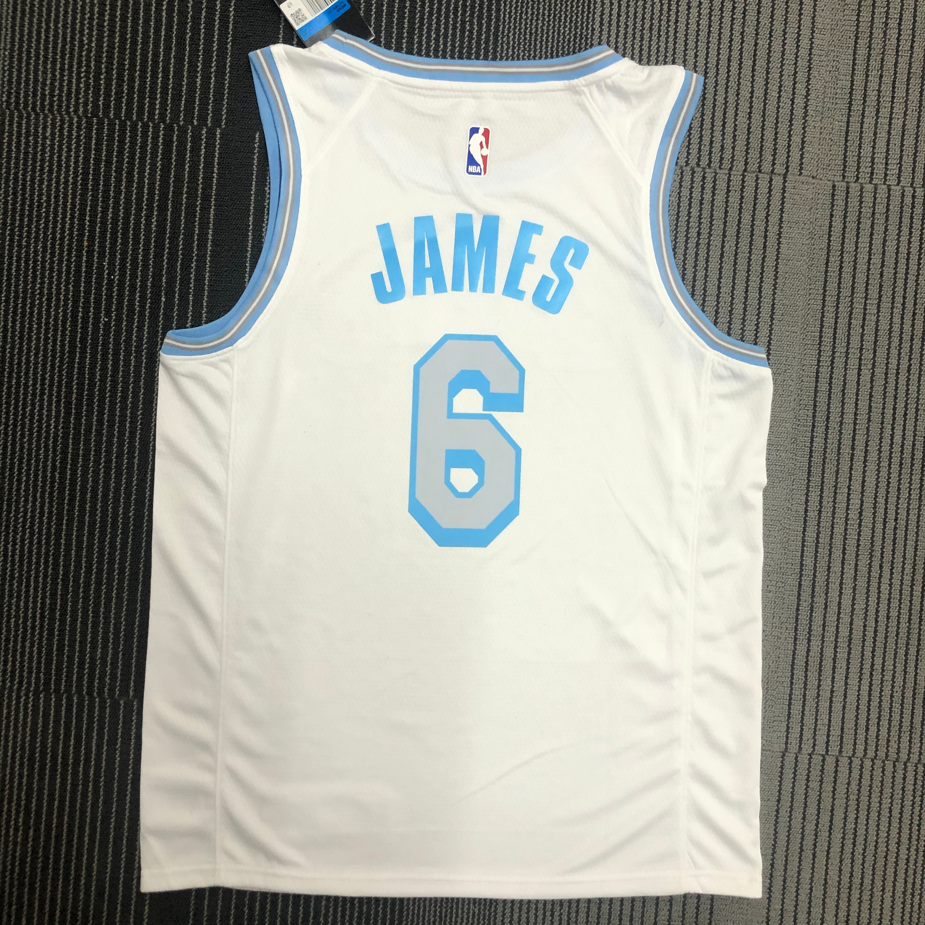 Lakers retro White # 6 James in '21