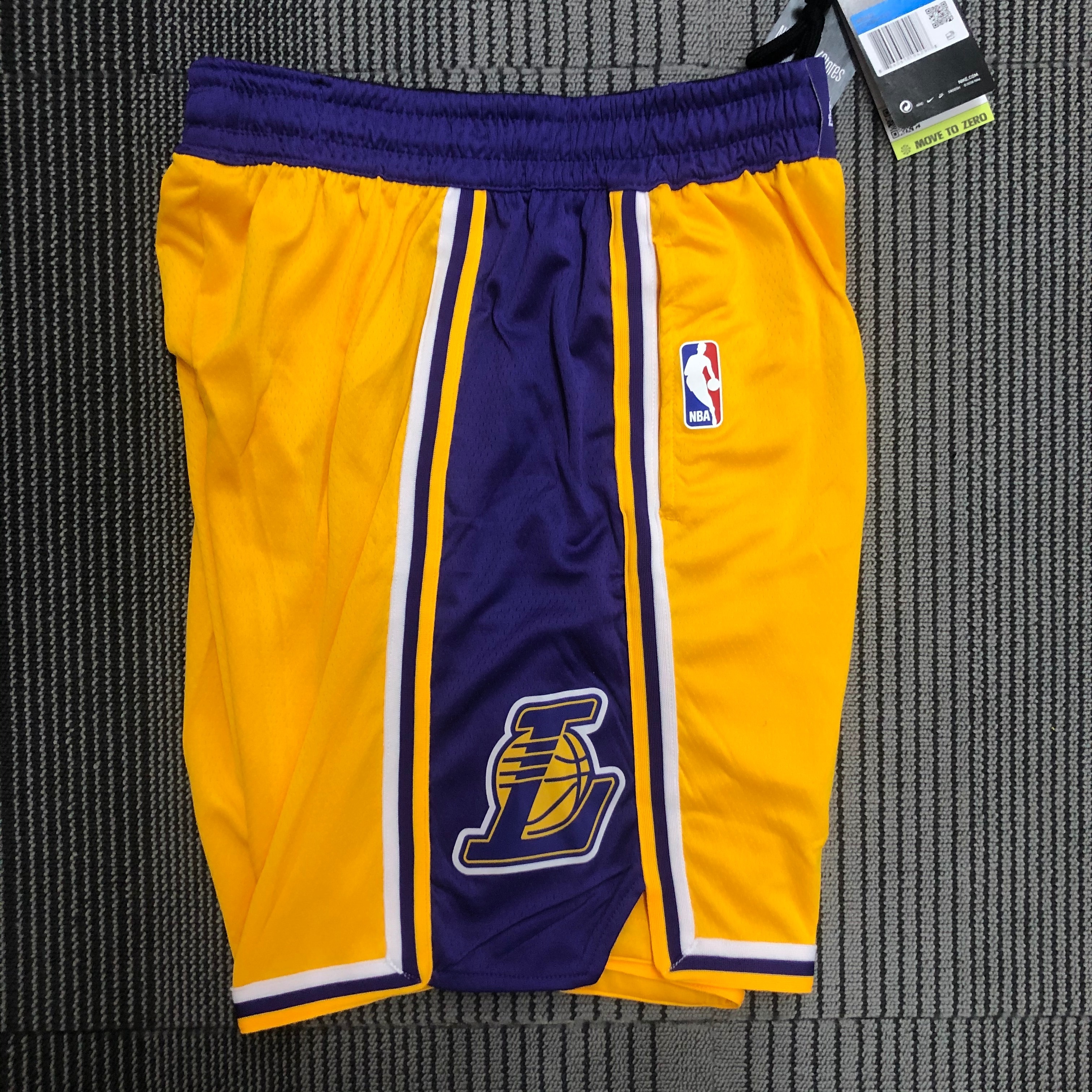 Lakers yellow pants
