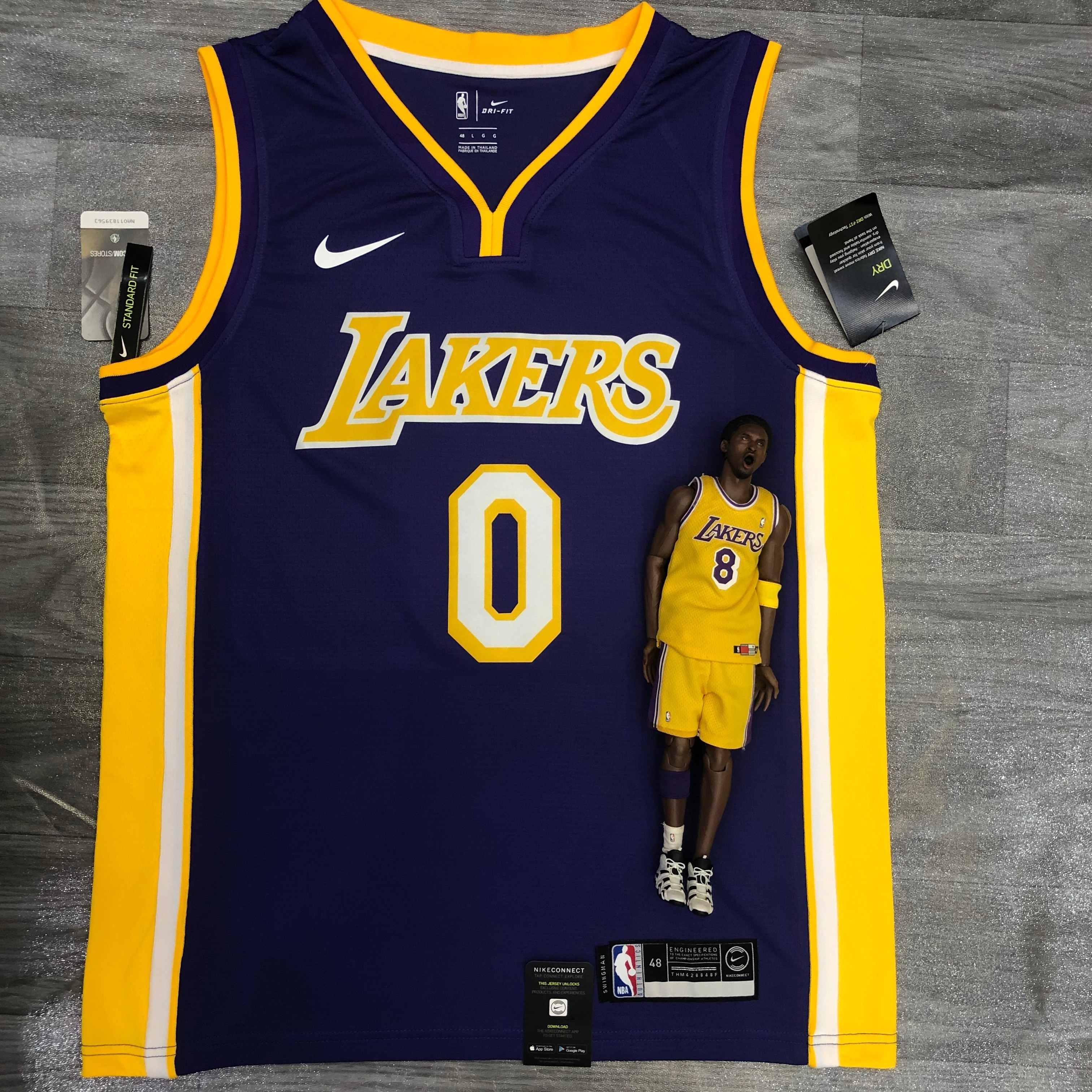 Lakers purple V-neck No. 0 Kuzma