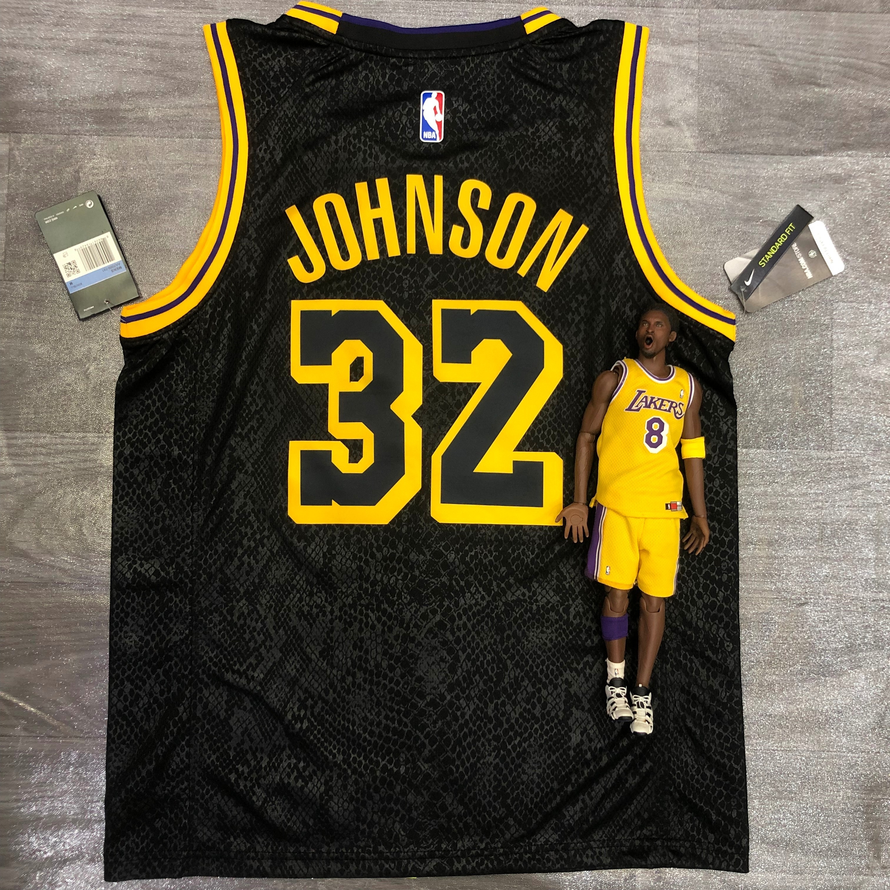 Lake Man, 32 Snake Johnson