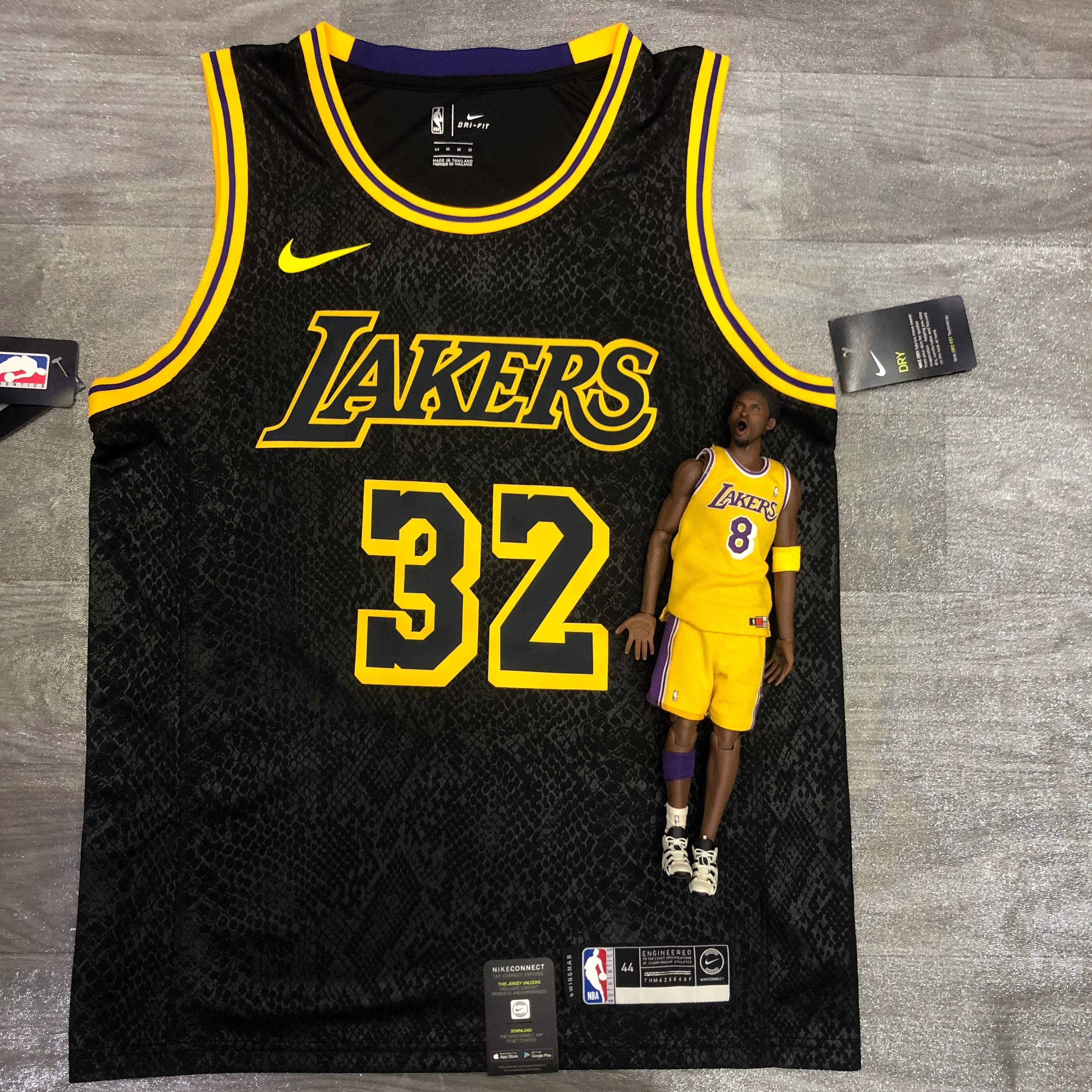 Lake Man, 32 Snake Johnson