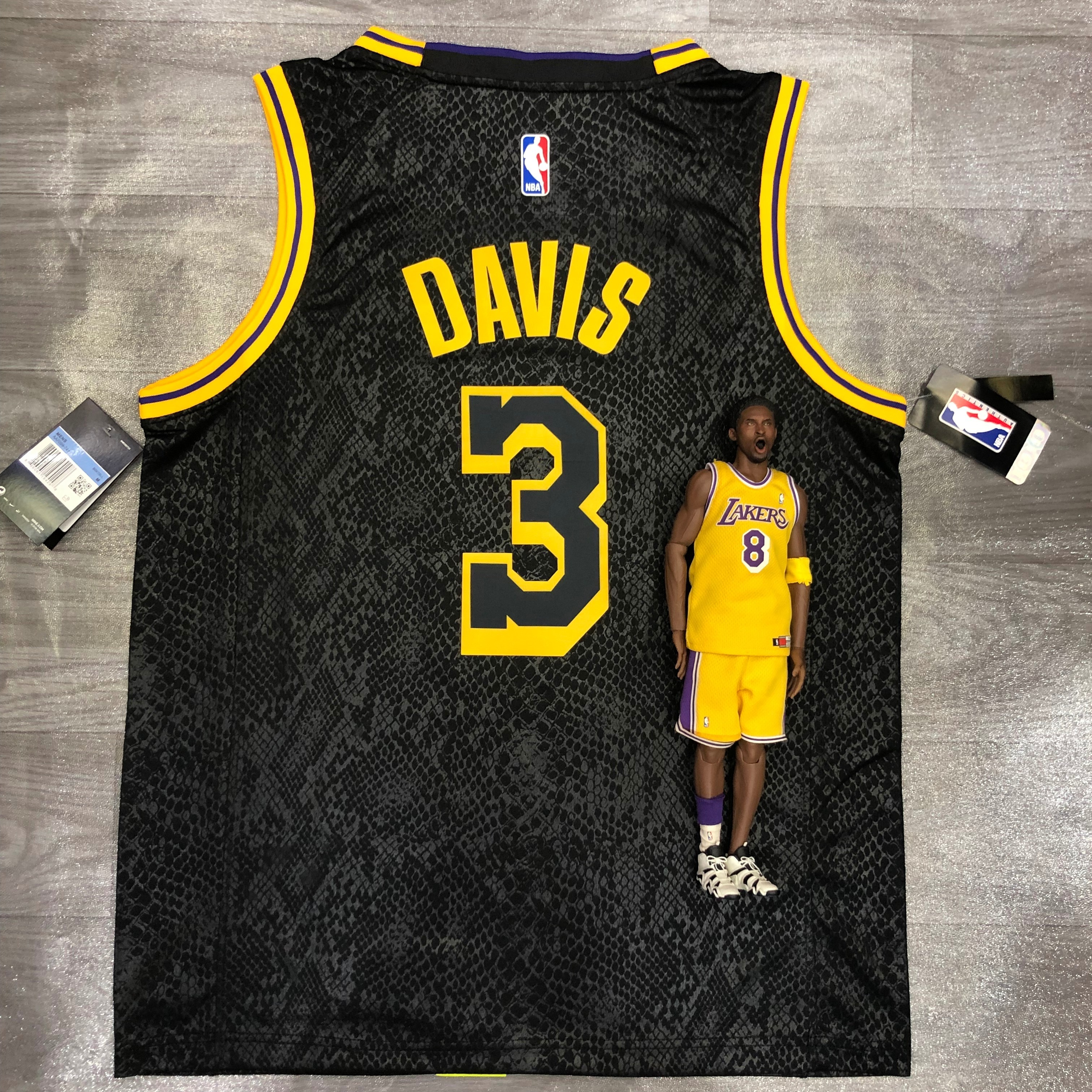 Lake Man Serpentine number three Davis