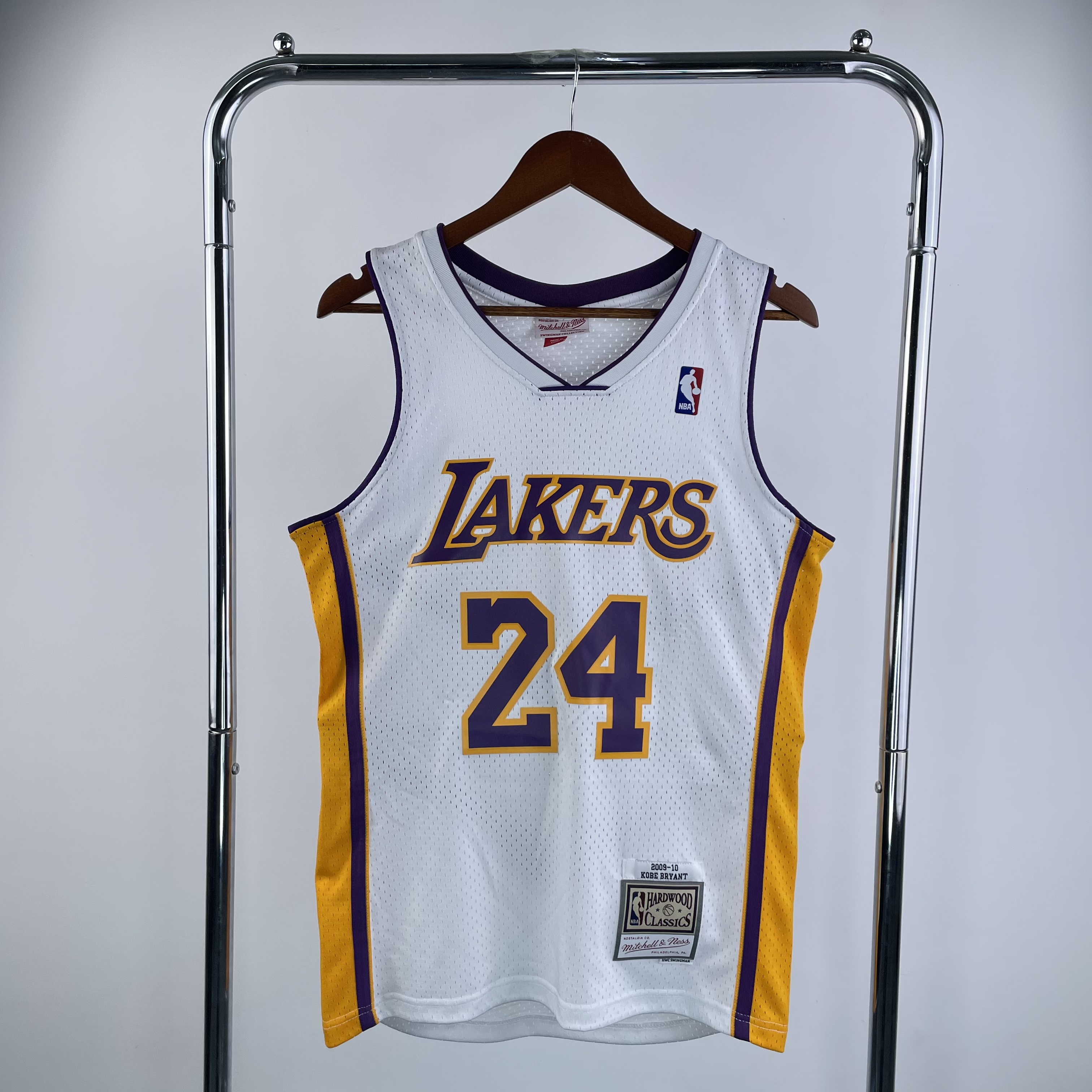 MN Hot Press Throwback jersey SW Lakers 0910 V-neck white No. 24 Bryant