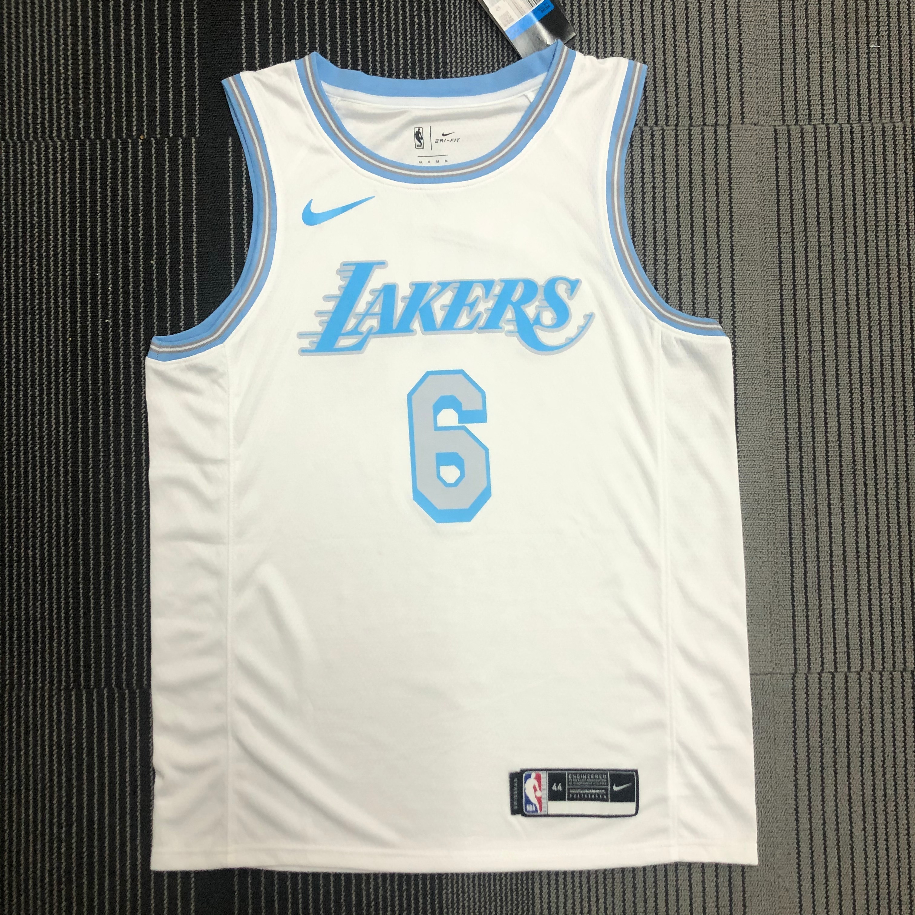 Lakers retro White # 6 James in '21