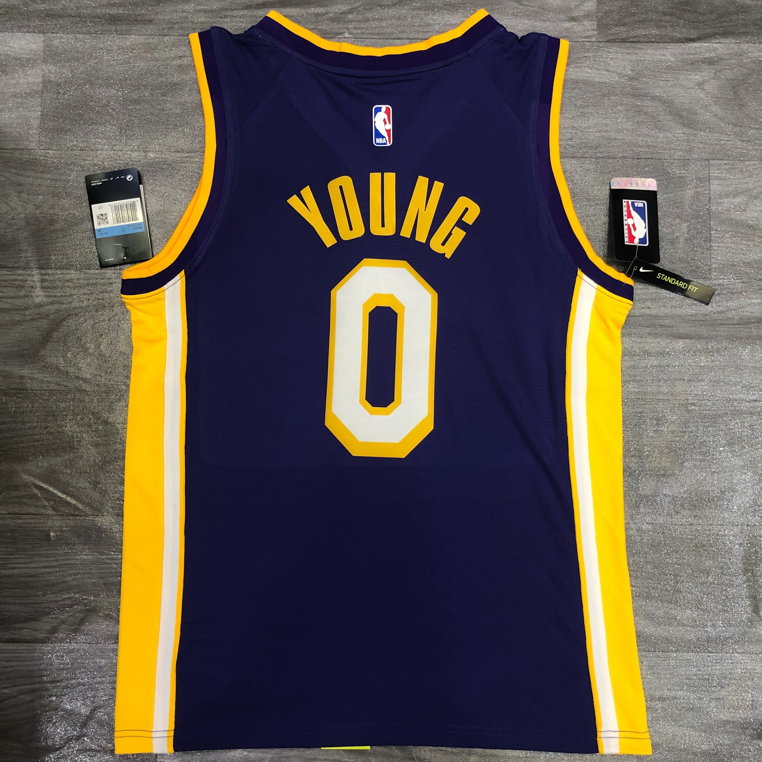 Lakers purple V-neck No. 0 Nick Young
